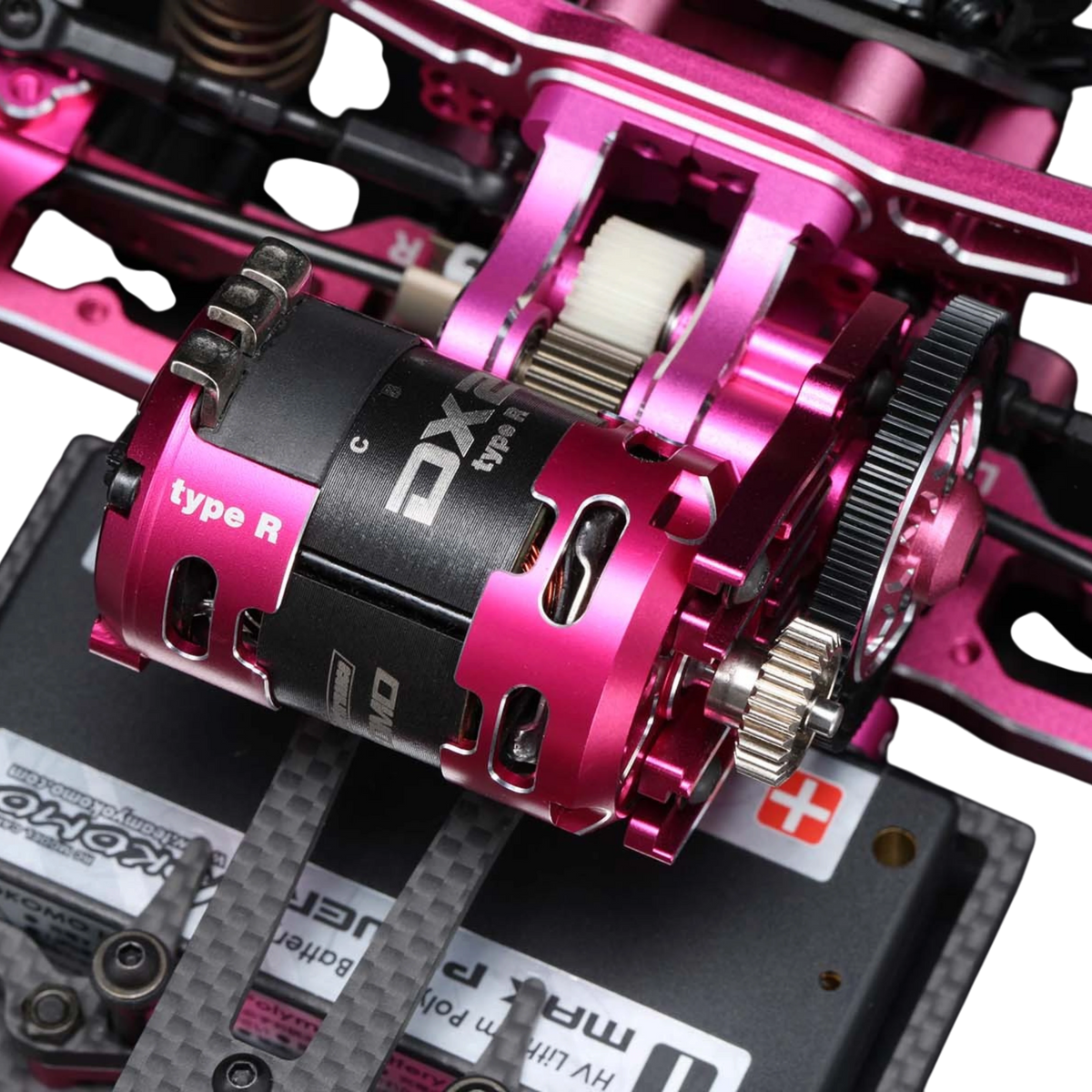 Moteur brushless 13.5T Racing Performer DX2 Type-R de Team Yokomo, électronique pour voitures RC, vue de face.