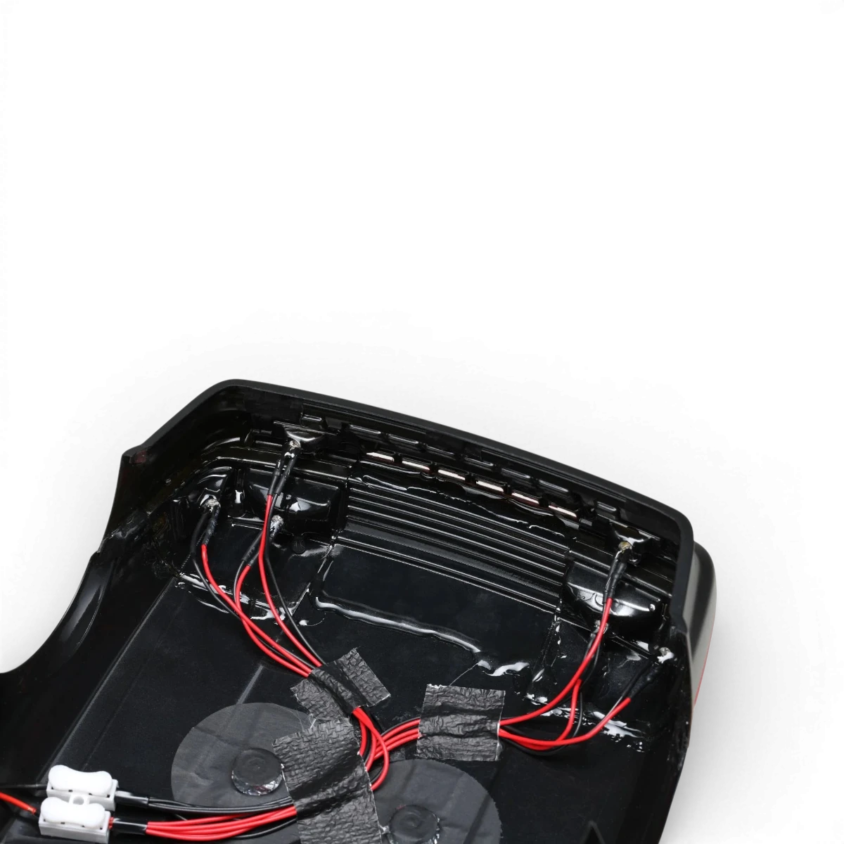 Kit LED pour Toyota AE86 Levin 3 portes, customization par Team Yokomo, composants lumineux visibles sur l'image.