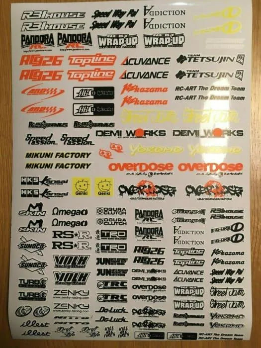 Autocollants sponsors Black Drift Stickers, lot de 40 autocollants noirs avec logos sponsors pour voitures ou motos.