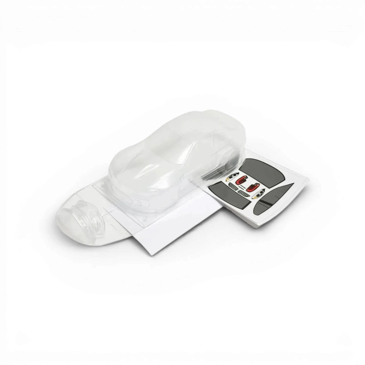 Carrosserie BMW M2 F22 en plastique pour modèle réduit 1/24, fabriquée par Aplastics RC, vue de face sur fond blanc.