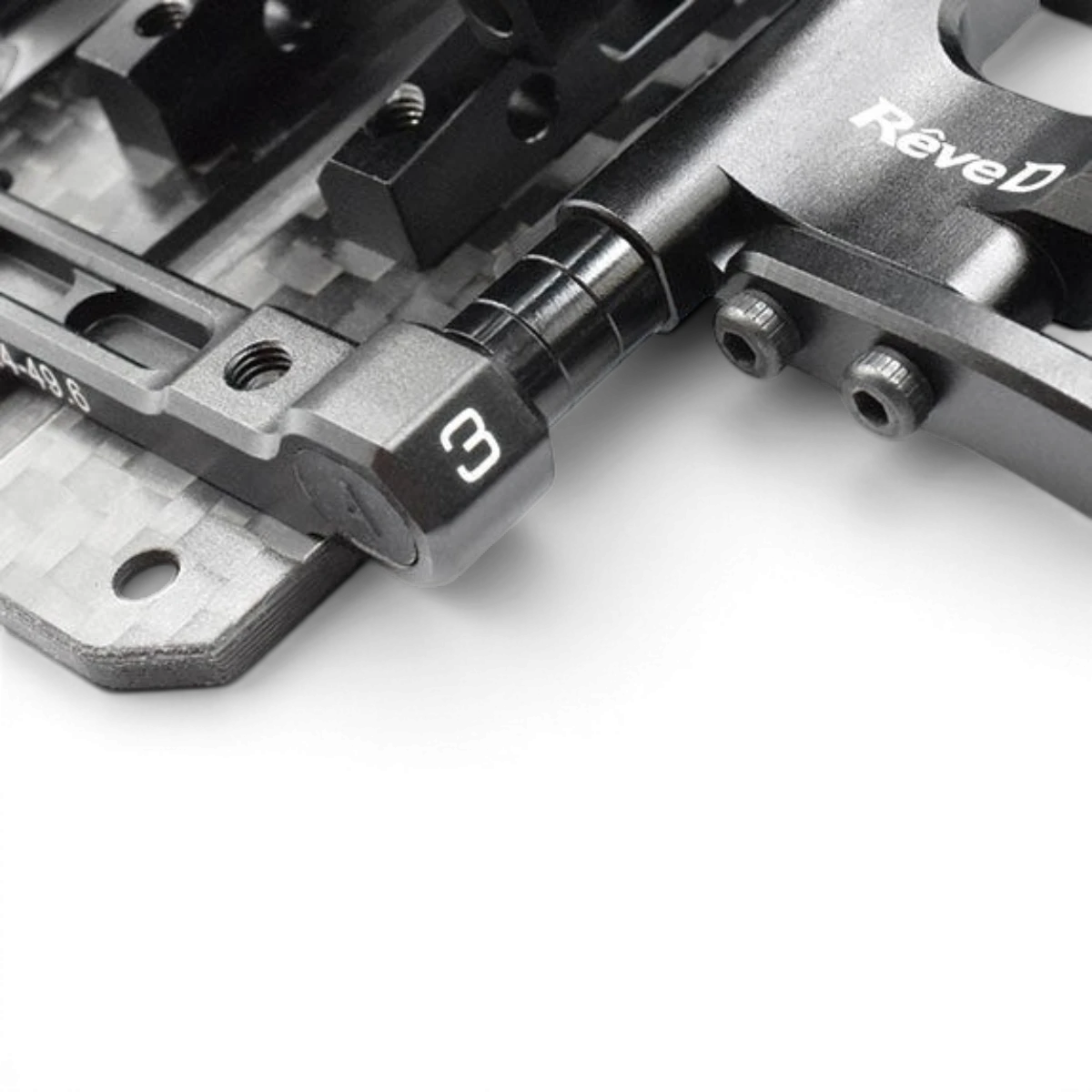 Ensemble de 8 cales en aluminium 3x6x2 cm, pièces détachées de marque Team Reve D, pour réglages et ajustements.