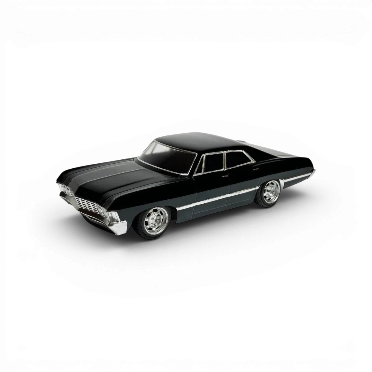 Modèle de carrosserie Chevrolet Impala 67 4 portes en plastique par Aplastics RC, vue de côté.