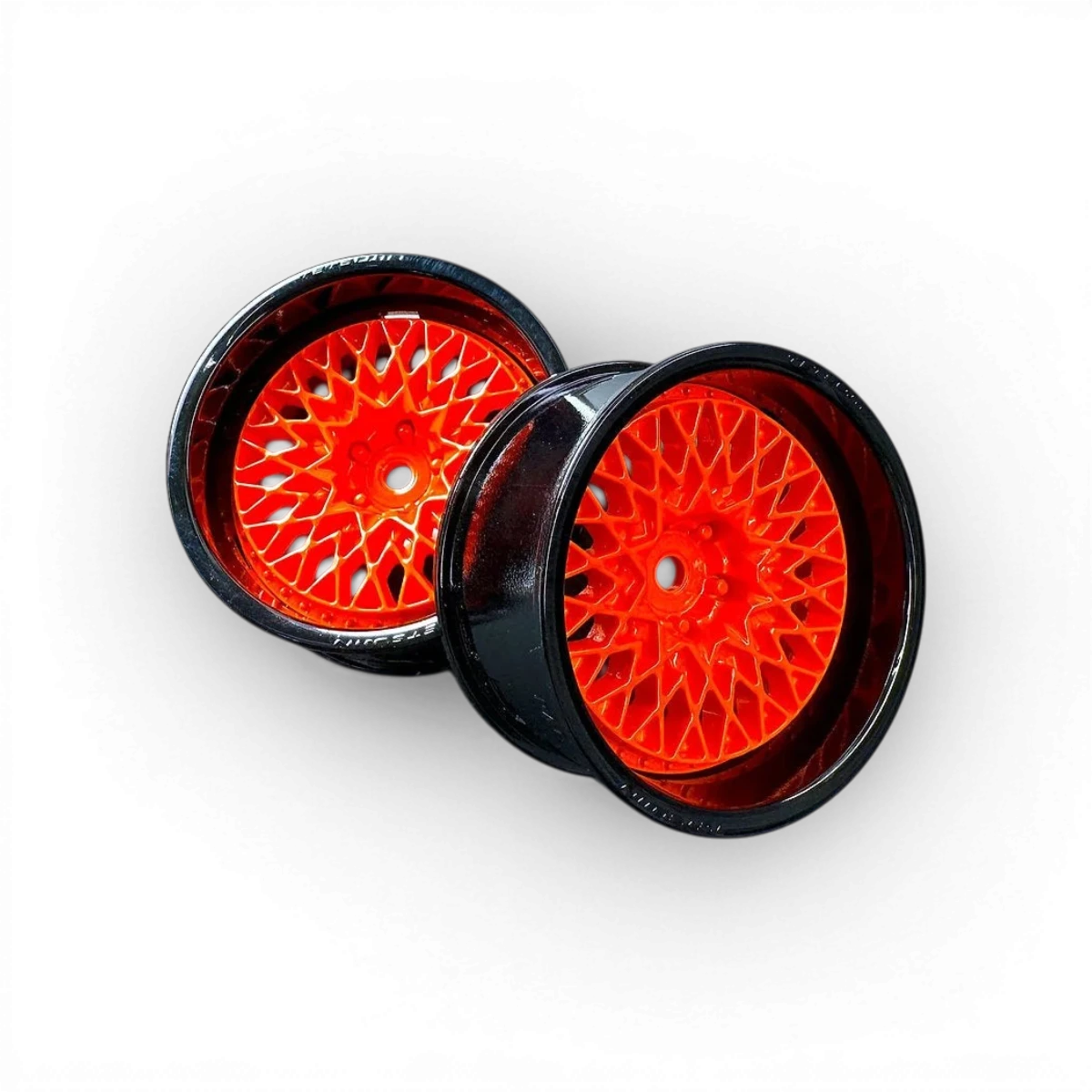 Roues Tetsujin Combo Centre Grand Seeker Orange et Noir, design robuste pour véhicules de drift, visibles sur cette image.
