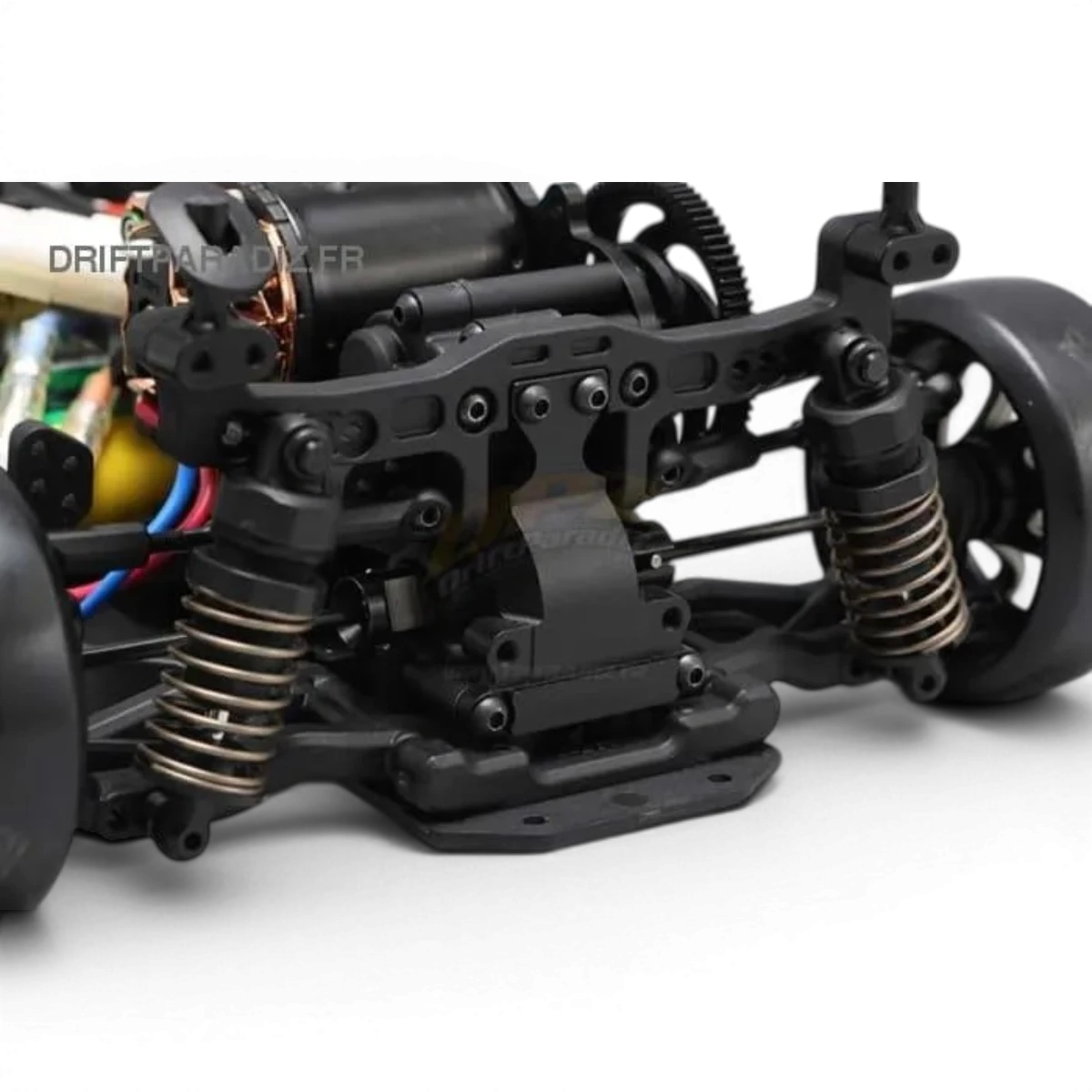 Couvercle de cage différentiel en laiton pour voiture RC, pièce détachée Team Yokomo, image montrant la pièce métallique.