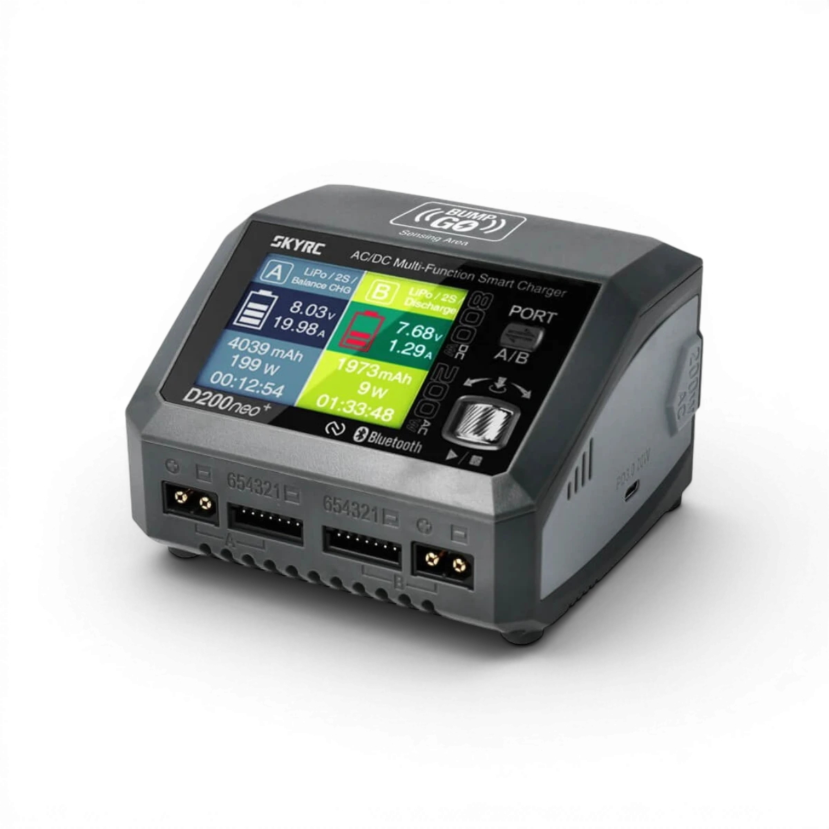 Chargeur électronique SkyRc D200 Neo+ NFC Duo AC/DC, puissance 200W AC et 2x400W DC, connecté et prêt à charger.