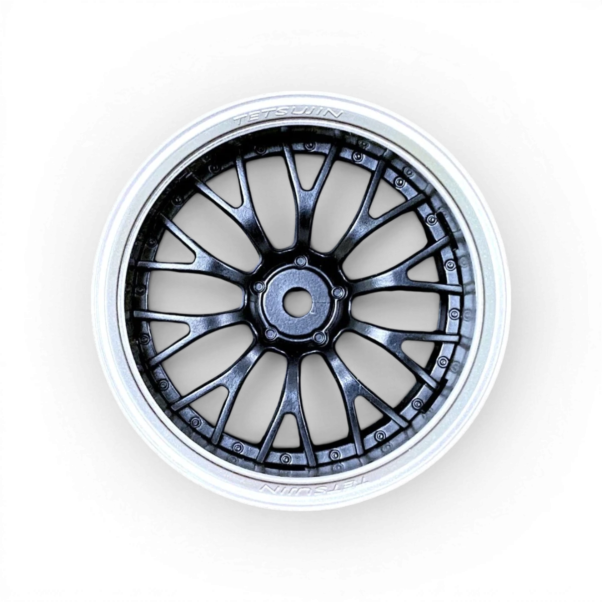 Roues Tetsujin Daisy gris mat et noir, jeu de roues pour skateboard ou cruiser, avec design moderne et solide.