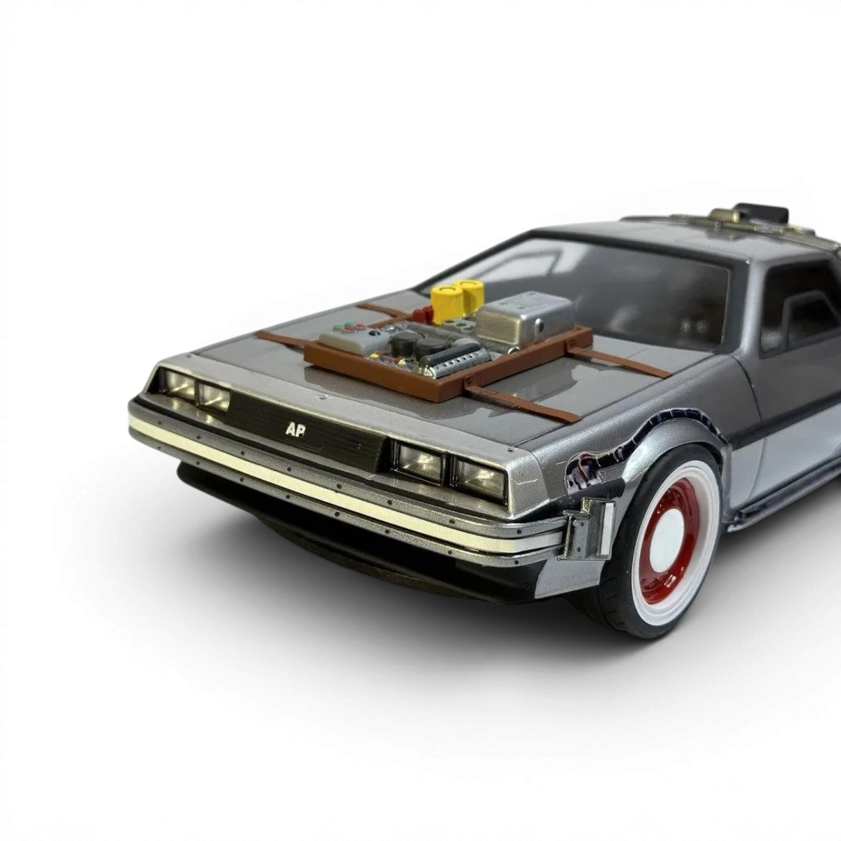 Kit de carrosserie DeLorean BTF de Aplastics RC pour voitures radiocommandées, vue de la carrosserie en plastique.