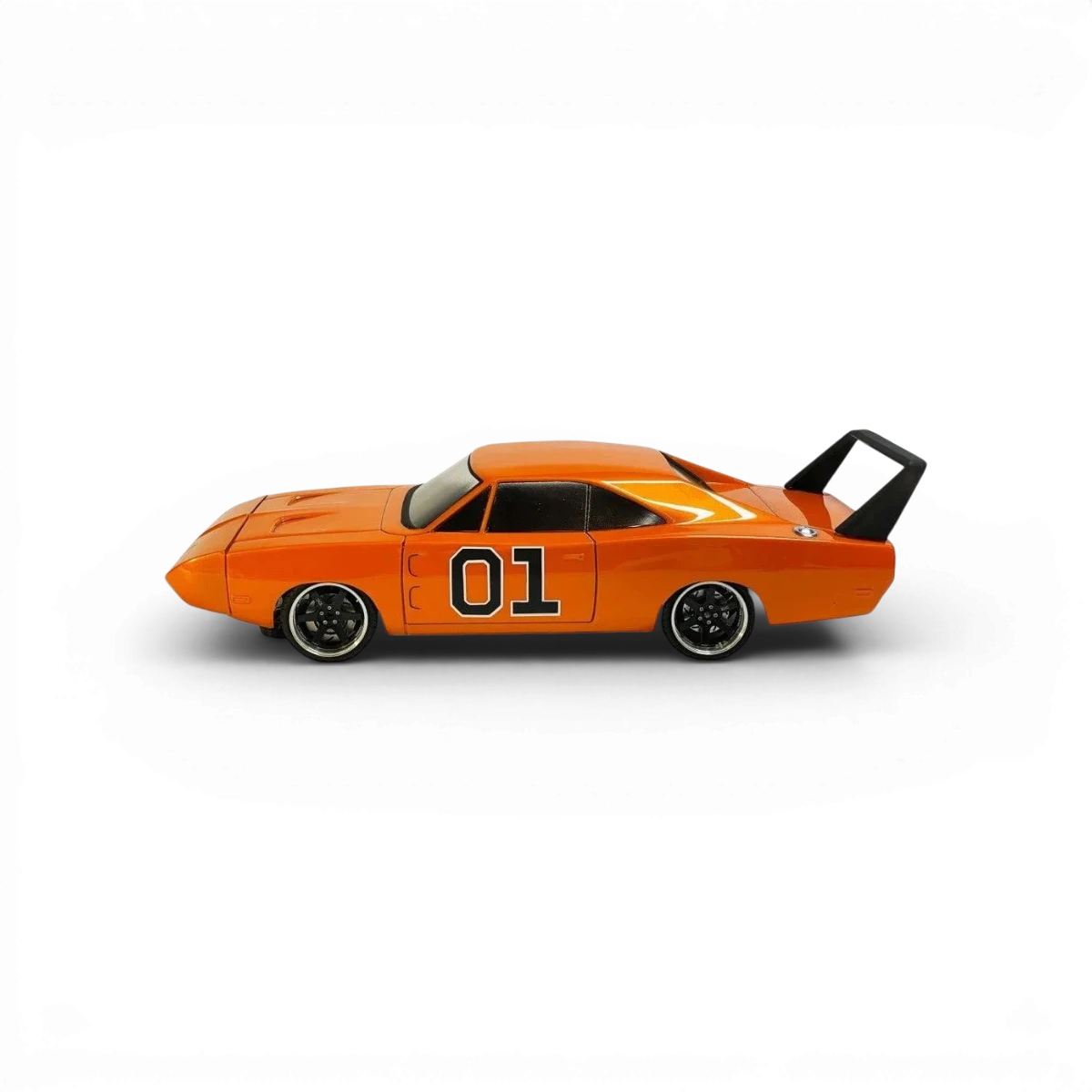 Carrosserie Dodge Charger Daytona en plastique d'Aplastics RC, détail et finition réalistes pour voiture télécommandée.