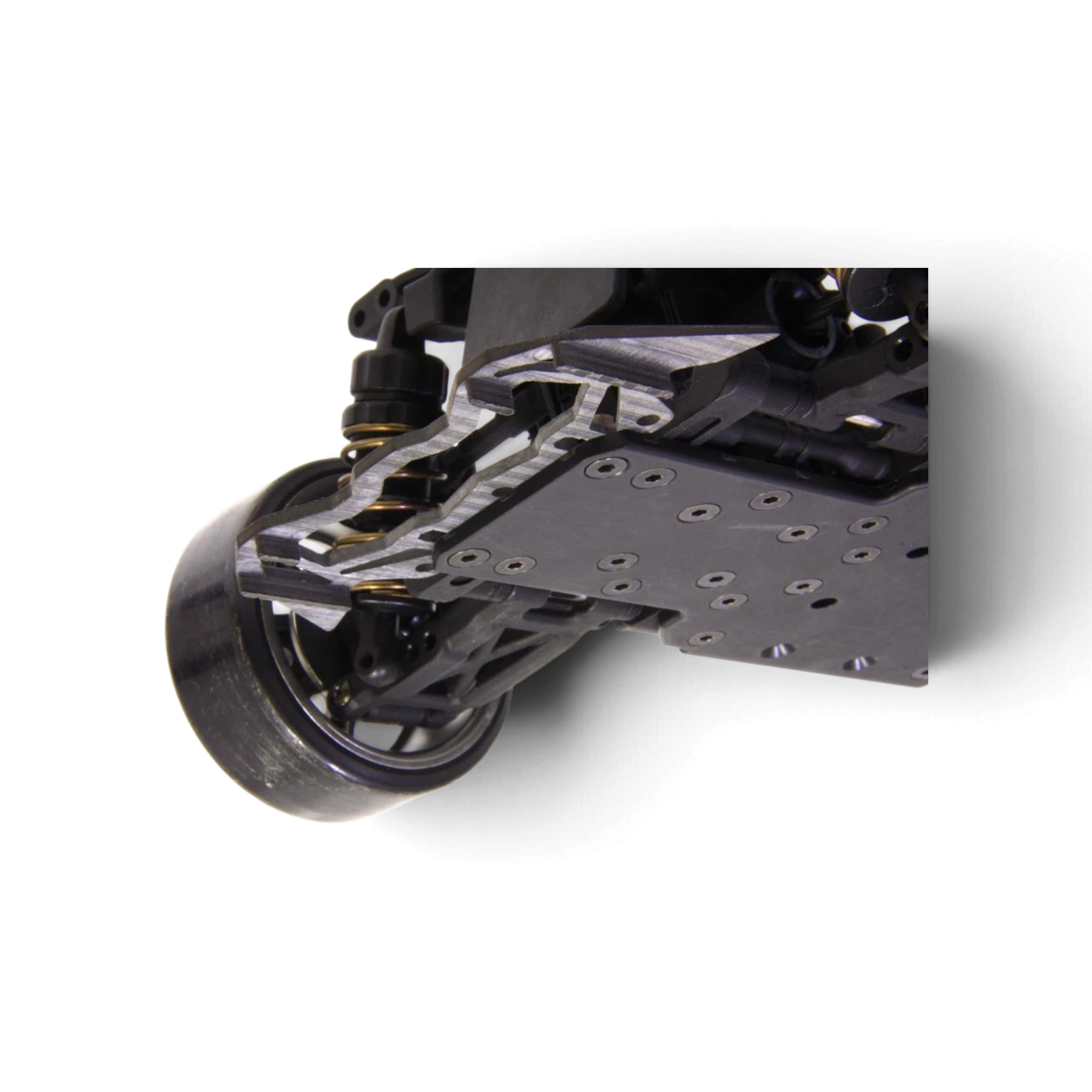 Pare-chocs DriftParadiZ Hikotech en carbone mat avec ailettes aérodynamiques monté sur un châssis RC Drift