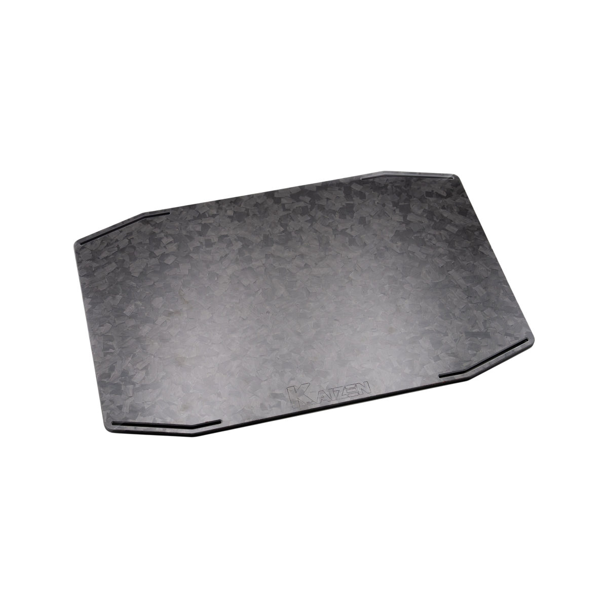 Planche de réglage en carbone KaizenRC pour voiture RC, avec surface lisse et trous de fixation pour ajustements précis.
