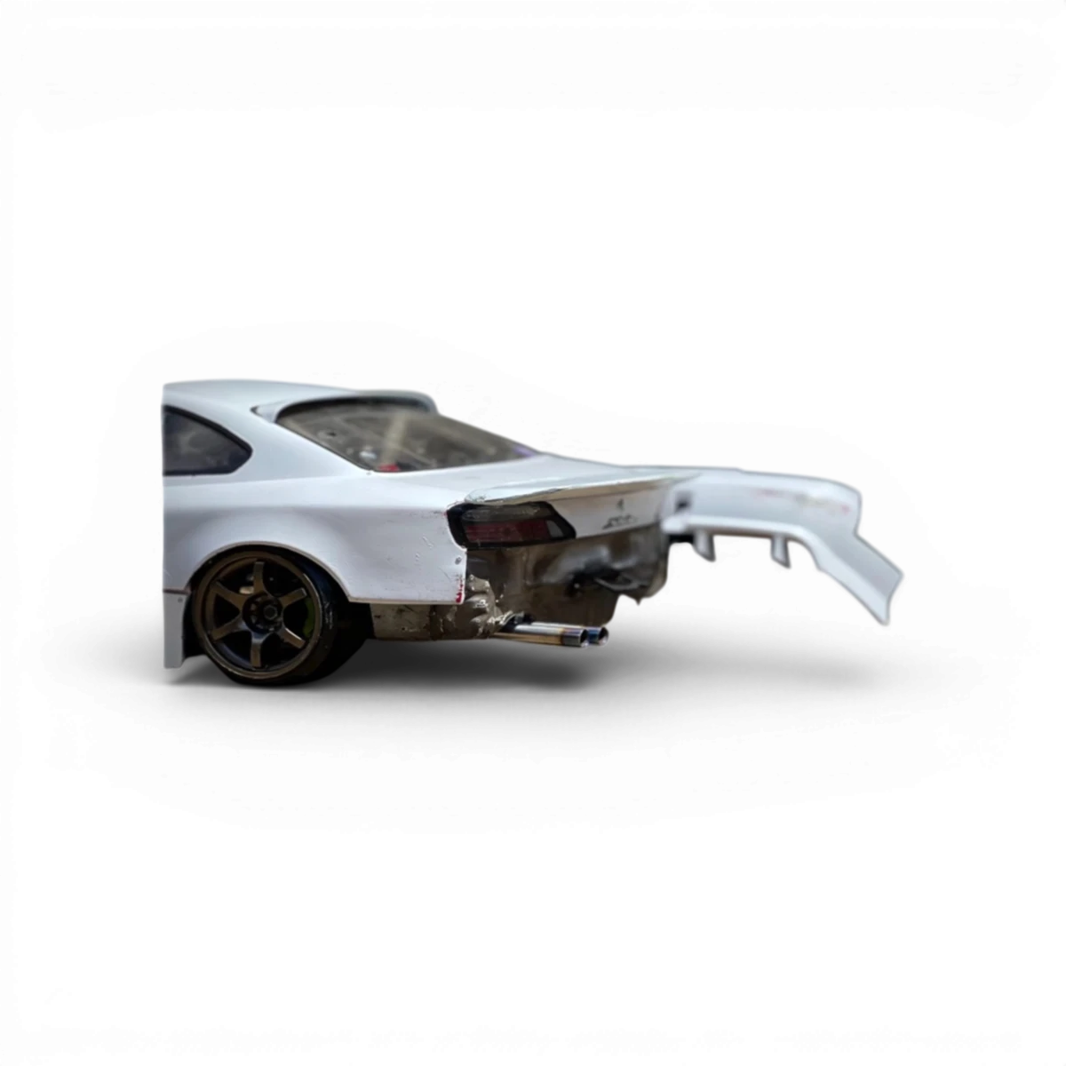 Échappement double ETO Works, 10x30mm, pour personnalisation de moto ou véhicule, avec finition standard.