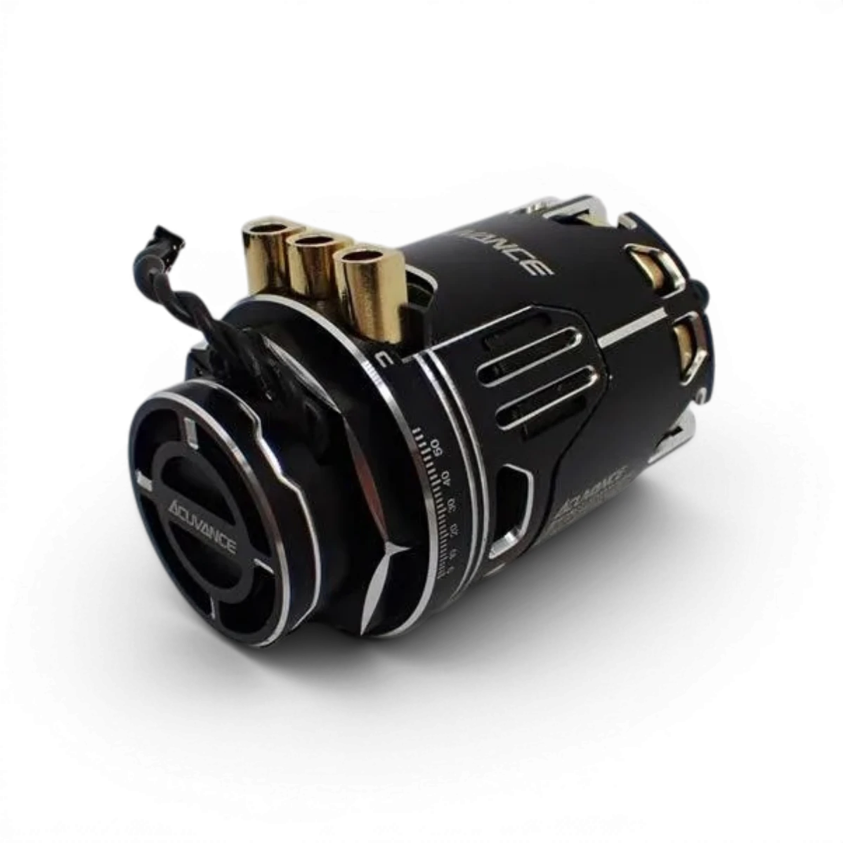 Ventilateur intégré Fledge 13.5T avec moteur brushless, composants électroniques, fabriqué par Acuvance, pour applications industrielles.