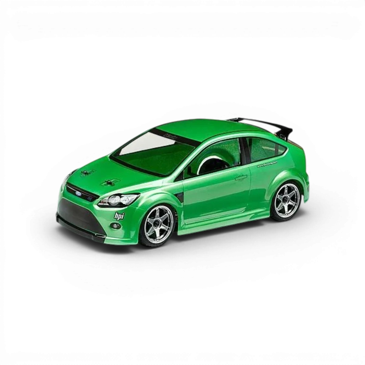 Modèle de carrosserie Ford Focus RS 200mm de la marque HPI, visible sous différents angles sur l'image.
