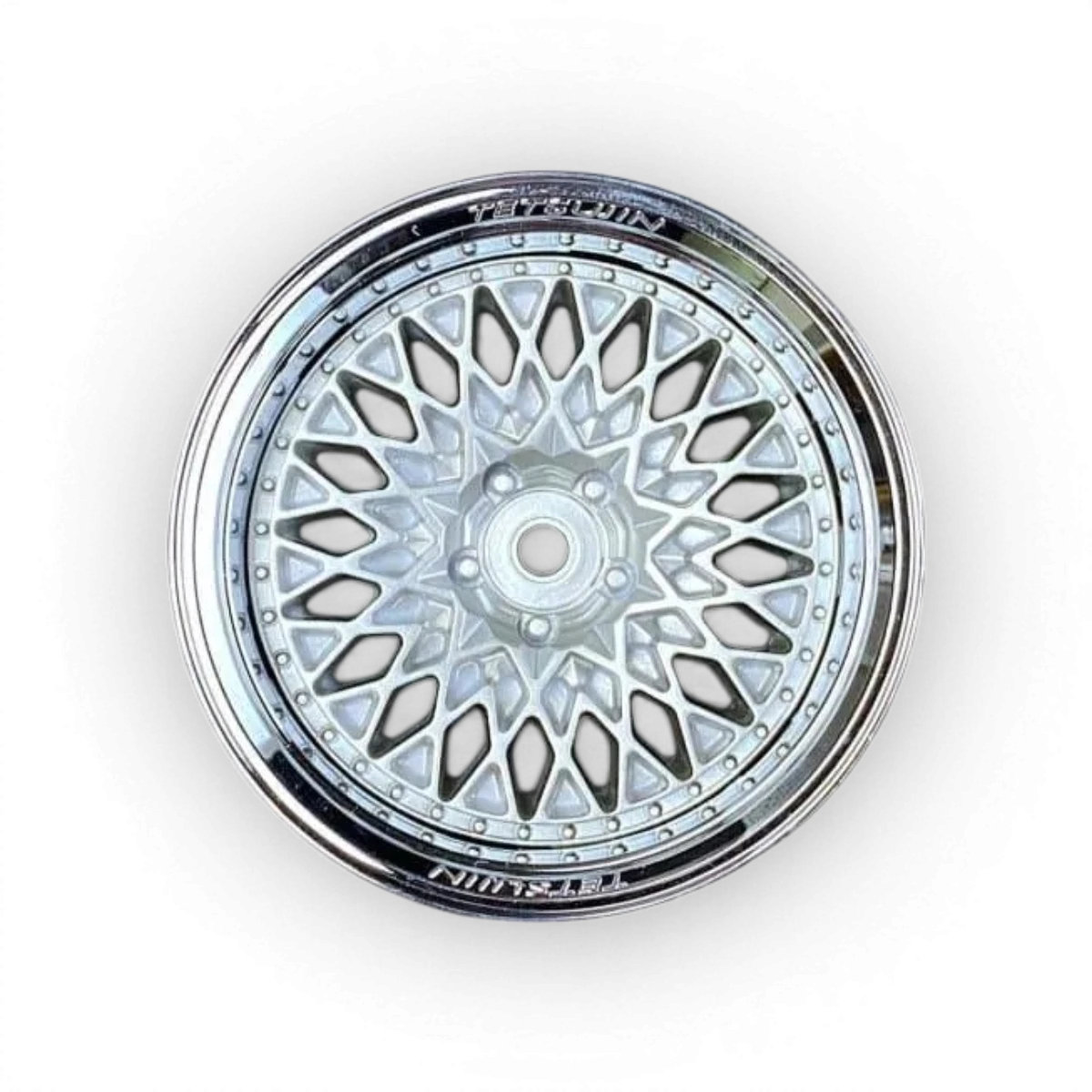 Roues GranSeeker Tetsujin en aluminium chromé gris, design moderne pour vélo ou skateboard.