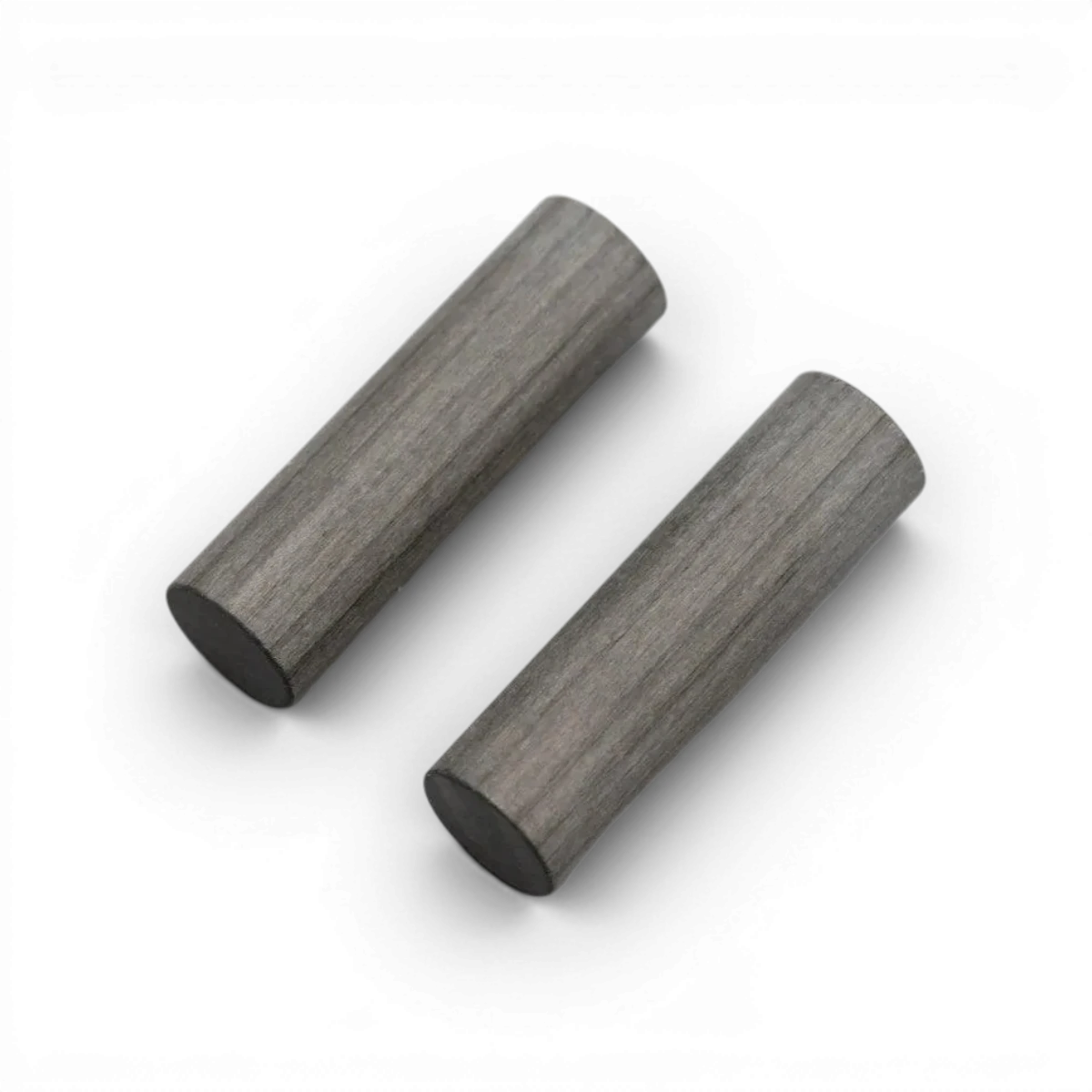 Deux arbres d'entraînement en graphite YD2 pour pièce détachée Team Yokomo, robustes et précis pour voitures RC.