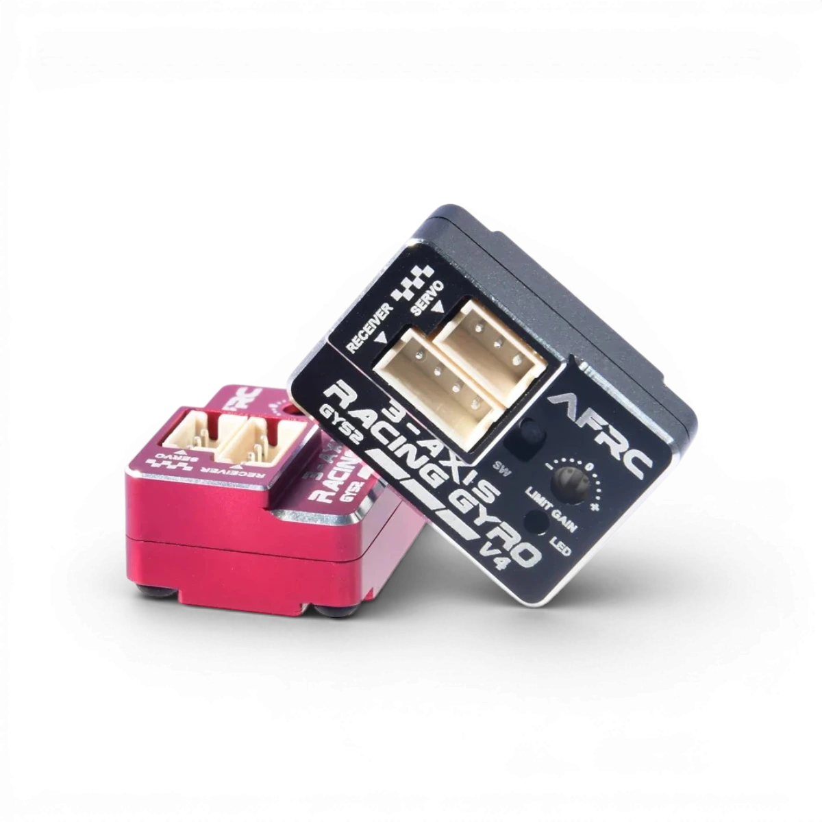 Gyro mini drift AFRC GYS-2 V4, électronique pour drift, montré en action avec composants et circuit imprimé visible.