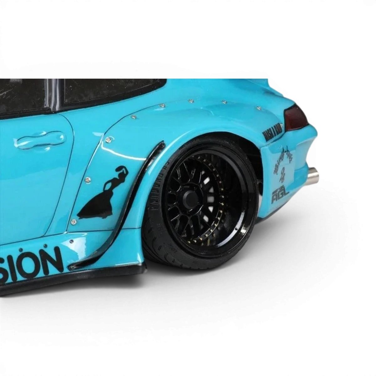 Jantes d'exposition RWB M-1 avec offset +16, modèle Pandora RC, en finition custom pour voiture radiocommandée.