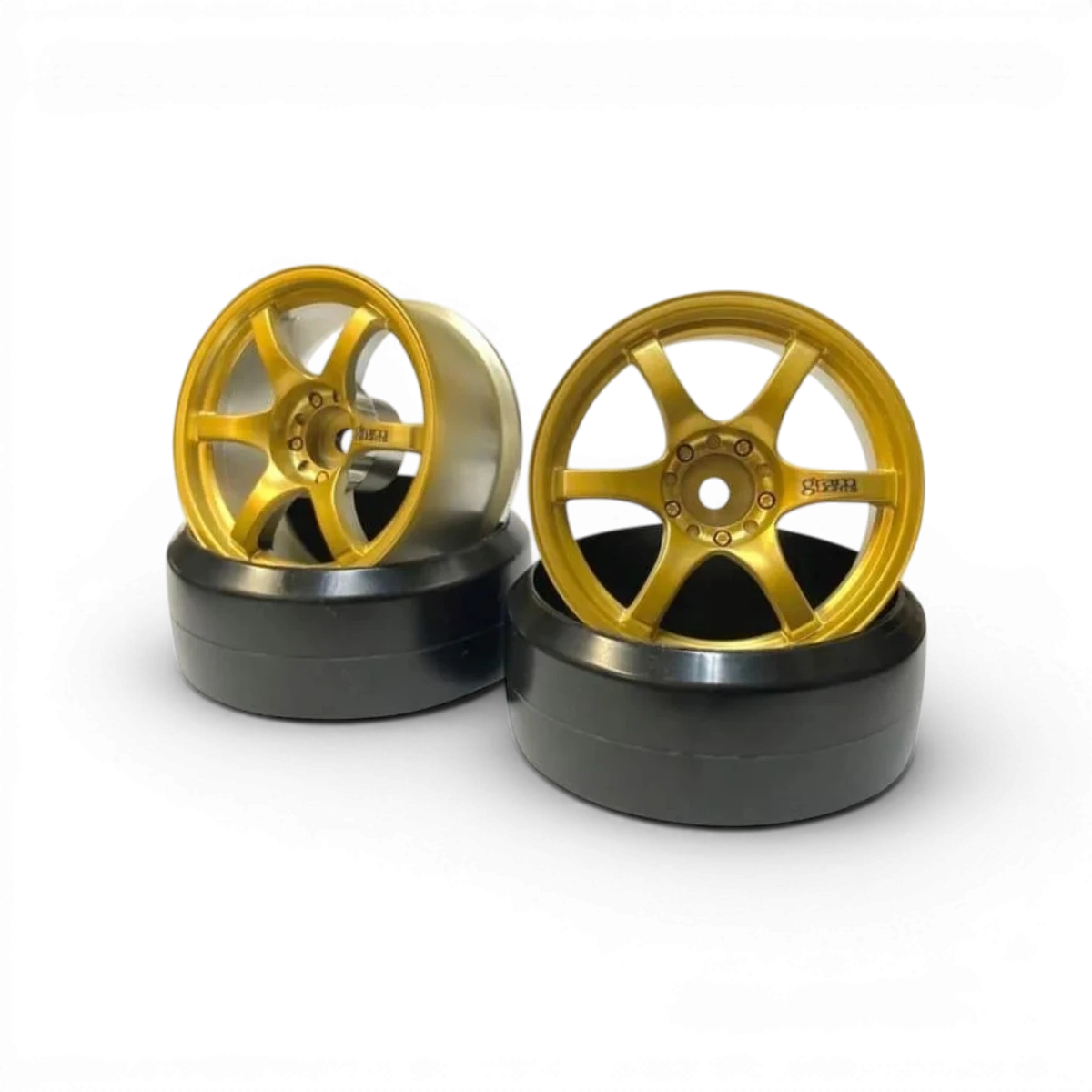 Jantes Gram Lights 57D +8 OR de Custom Lab's, roues en alliage légères avec finition dorée pour voiture sportive.
