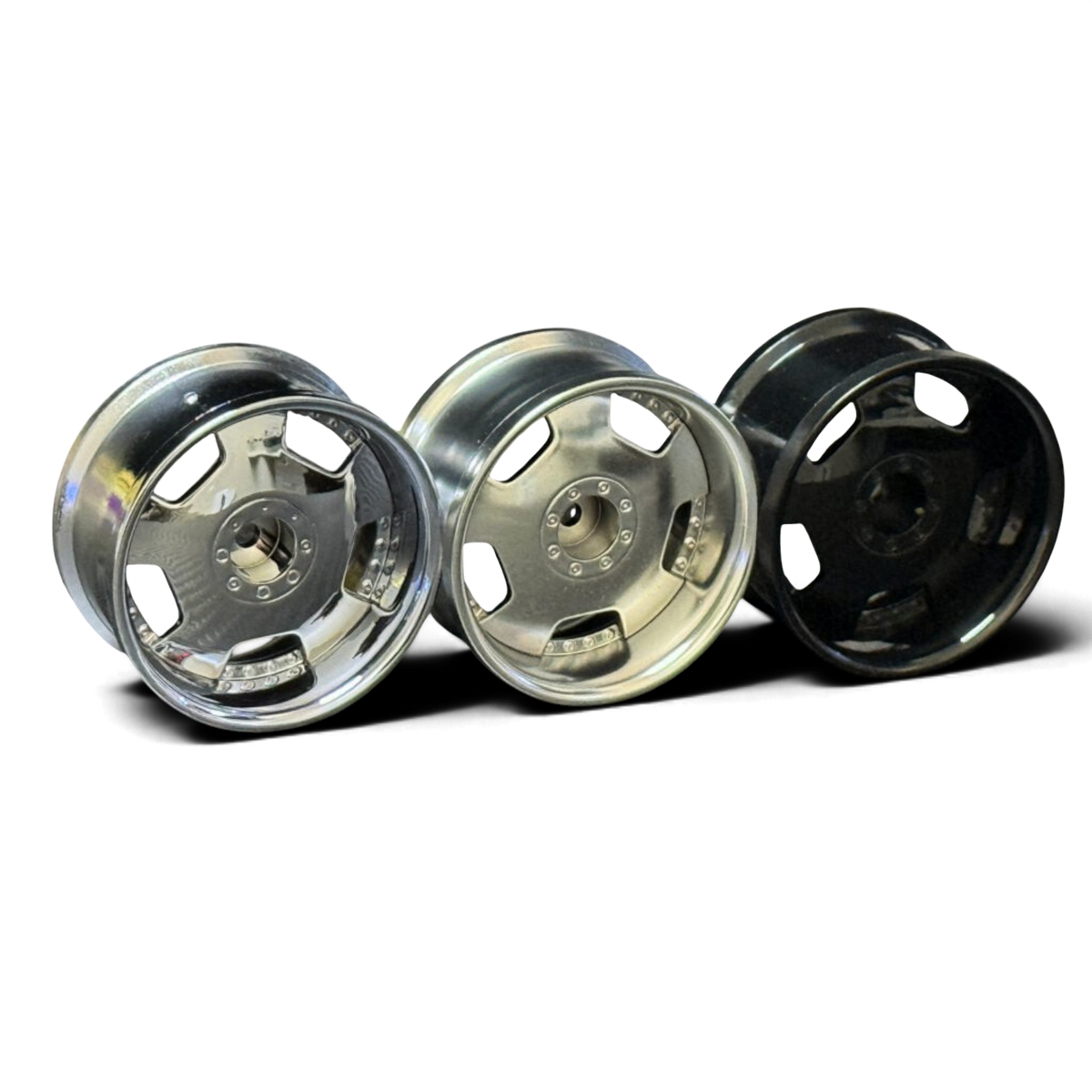 Jantes RIMS EURO BIPPU VIP DISH 1/10 en chrome gris argenté avec offset de 8 mm, par Hayashi Garage.