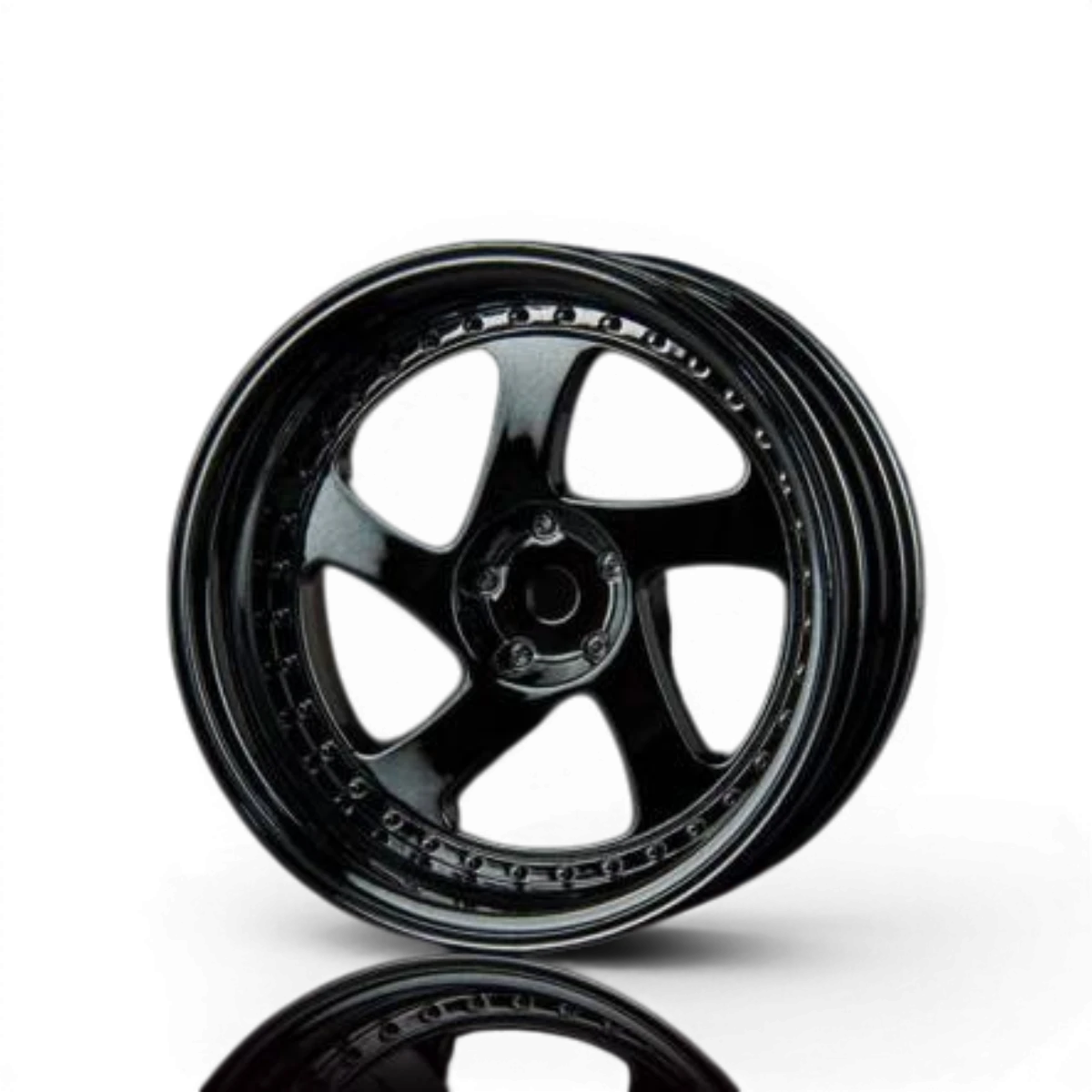 Jantes TMB +8 Max Speed Technology, roues chromées/noires, pour véhicule, visibles en gros plan.