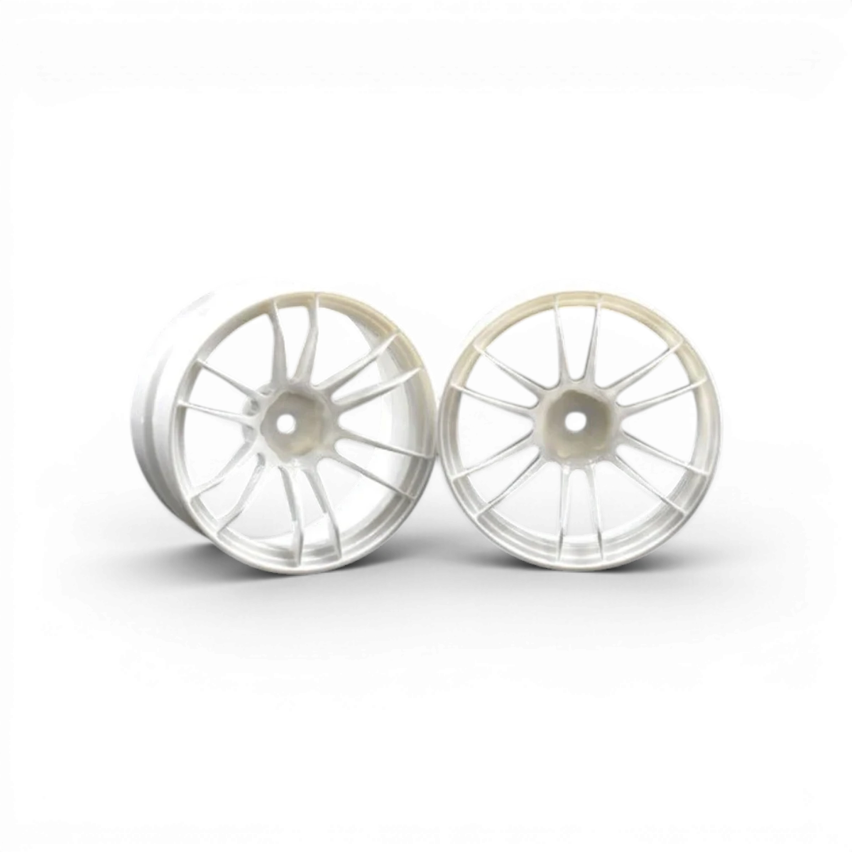 Jantes UL12 blanches avec décalage de 6mm, roues de marque Team Reve D, visibles en gros plan sur le produit.
