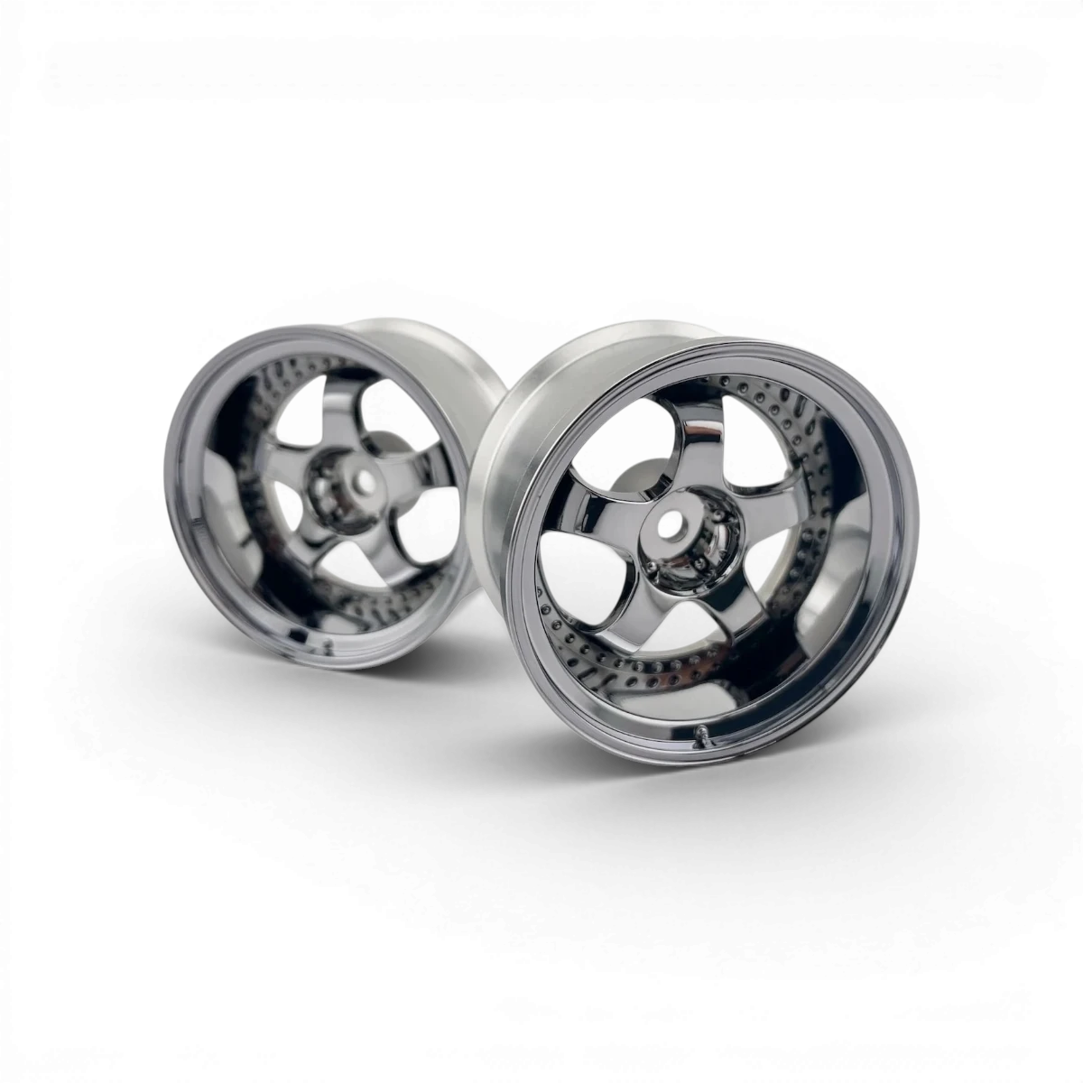 Jantes WORK MEISTER S1 3P Offset 8 Chrome, roues de voiture de la marque Custom lab's, finition chromée brillante.