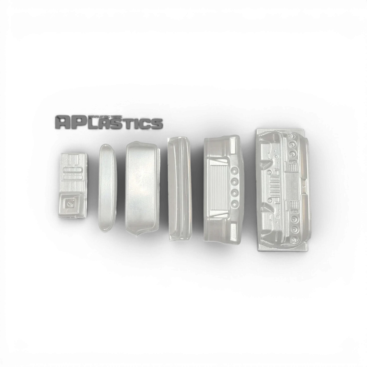 Kit de carrosserie Aplastics RC pour Mazda FC Pandem, pièce en plastique pour voiture de drift, vue de face sur fond blanc.