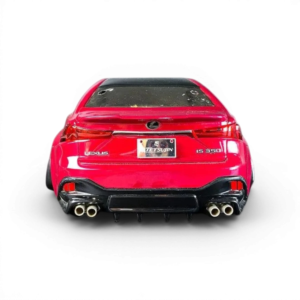 Carrosserie Lexus IS F Sport TRD ver. Tetsujin, en vue de face avec détails du design extérieur.