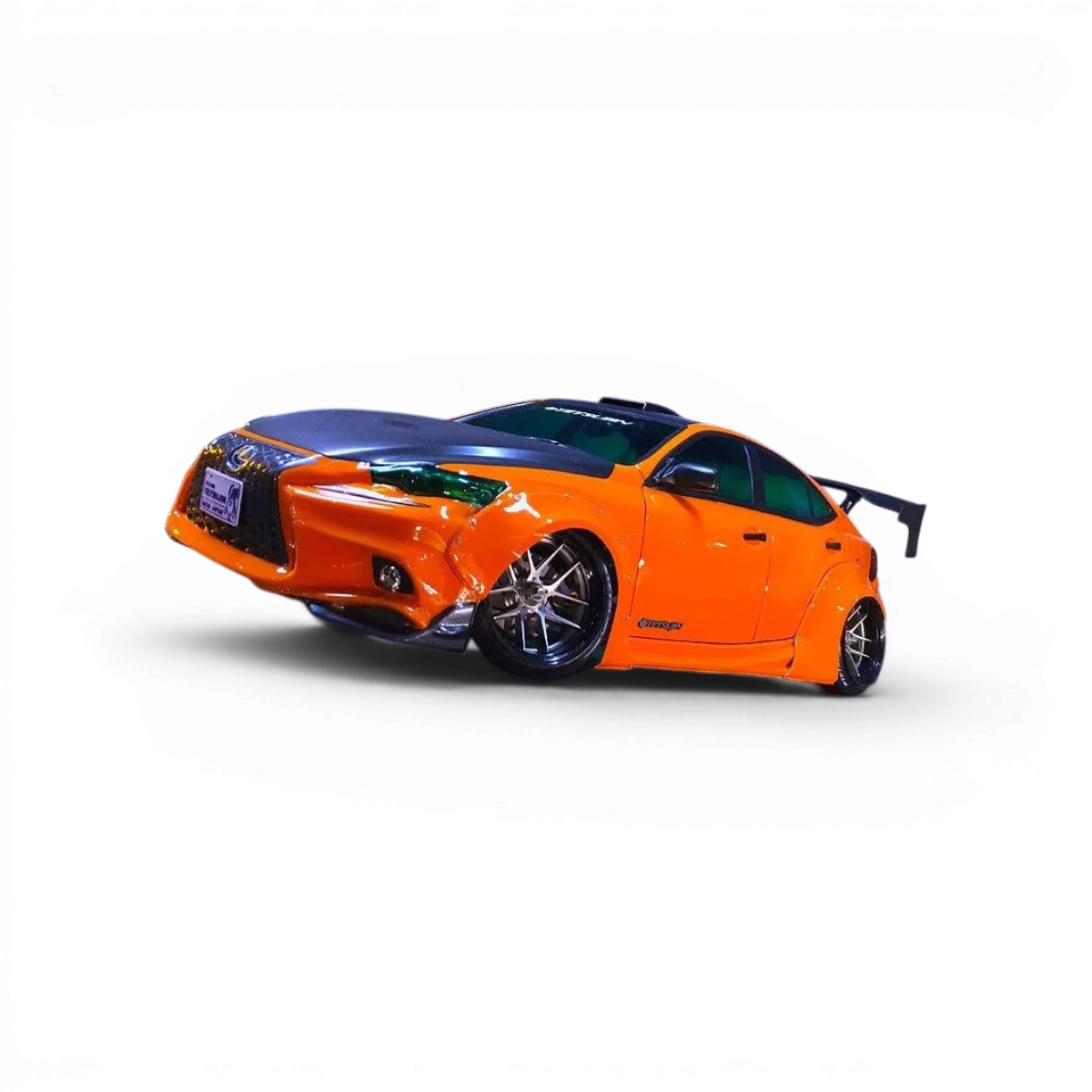 Carrosserie pour Lexus IS F Sport TRD de Tetsujin, finition élégante et détails sportifs visibles sur la voiture.
