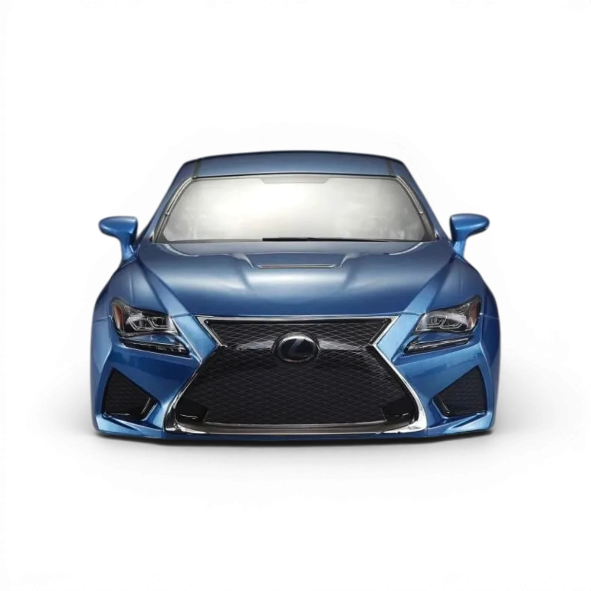 Karoserie Lexus RCF od Killer Body, detailní pohled se sportovním provedením a elegantním designem.