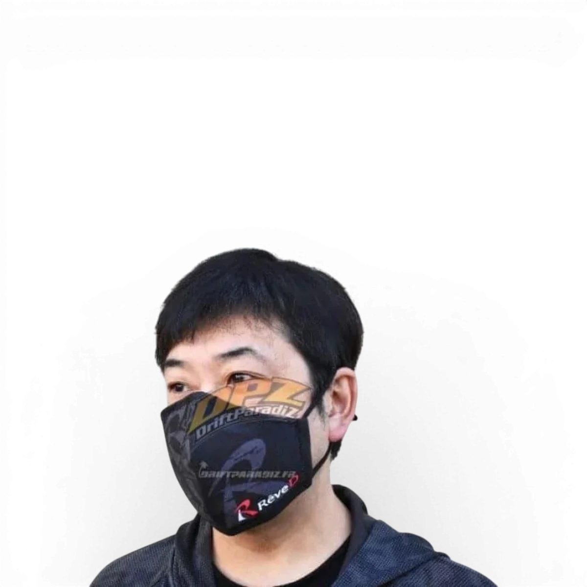 Masque de accessoire Team Reve D Driftparadiz avec design coloré et détails élégants, pour un style unique.