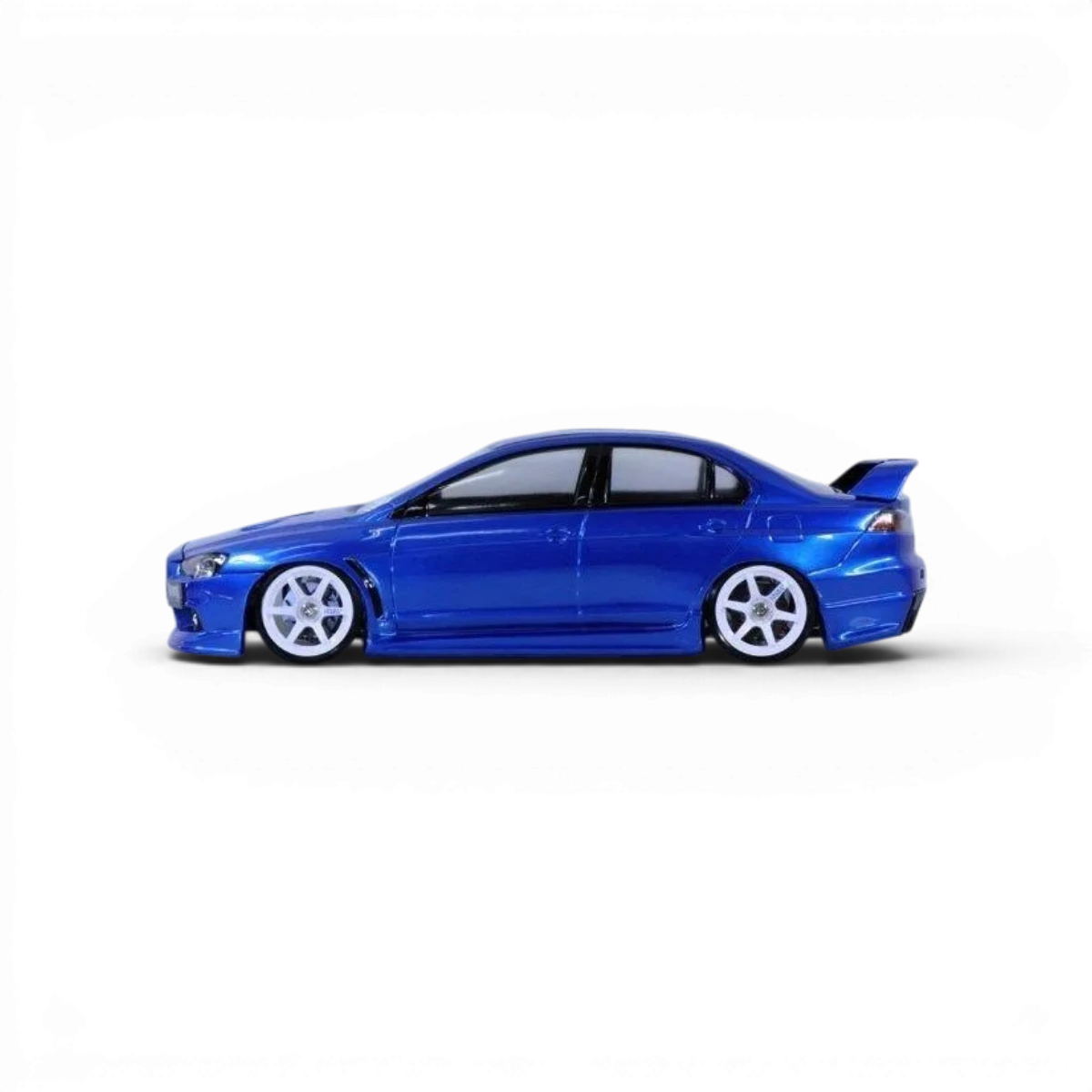Carrosserie Mitsubishi Lancer Evo X Pandora RC pour voiture télécommandée, finition détaillée et design réaliste.
