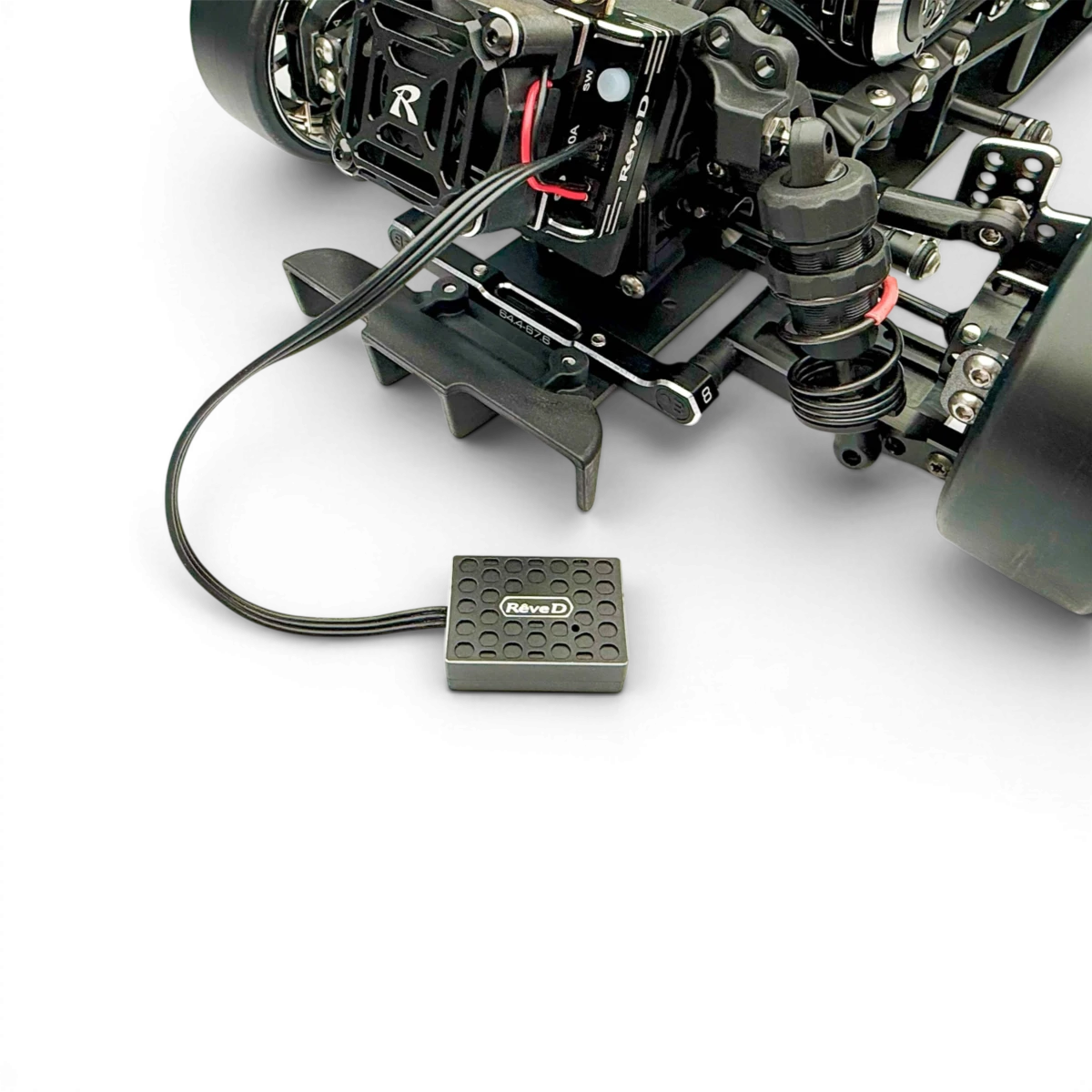 Module Bluetooth RE-ELT pour ESC Elite, composant électronique de la marque Team Reve D, avec connecteur et puce Bluetooth visible.