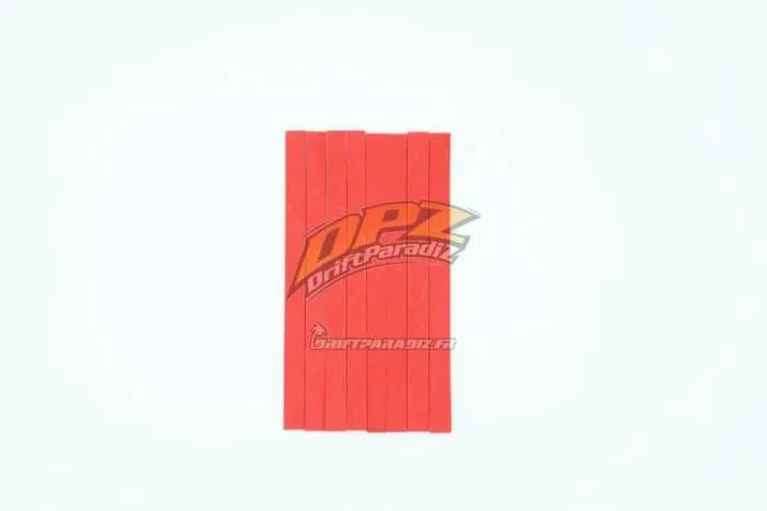 Mousse de maintien pour tous pneus de drift rouge de la marque DS Racing, conçue pour améliorer la stabilité en course.