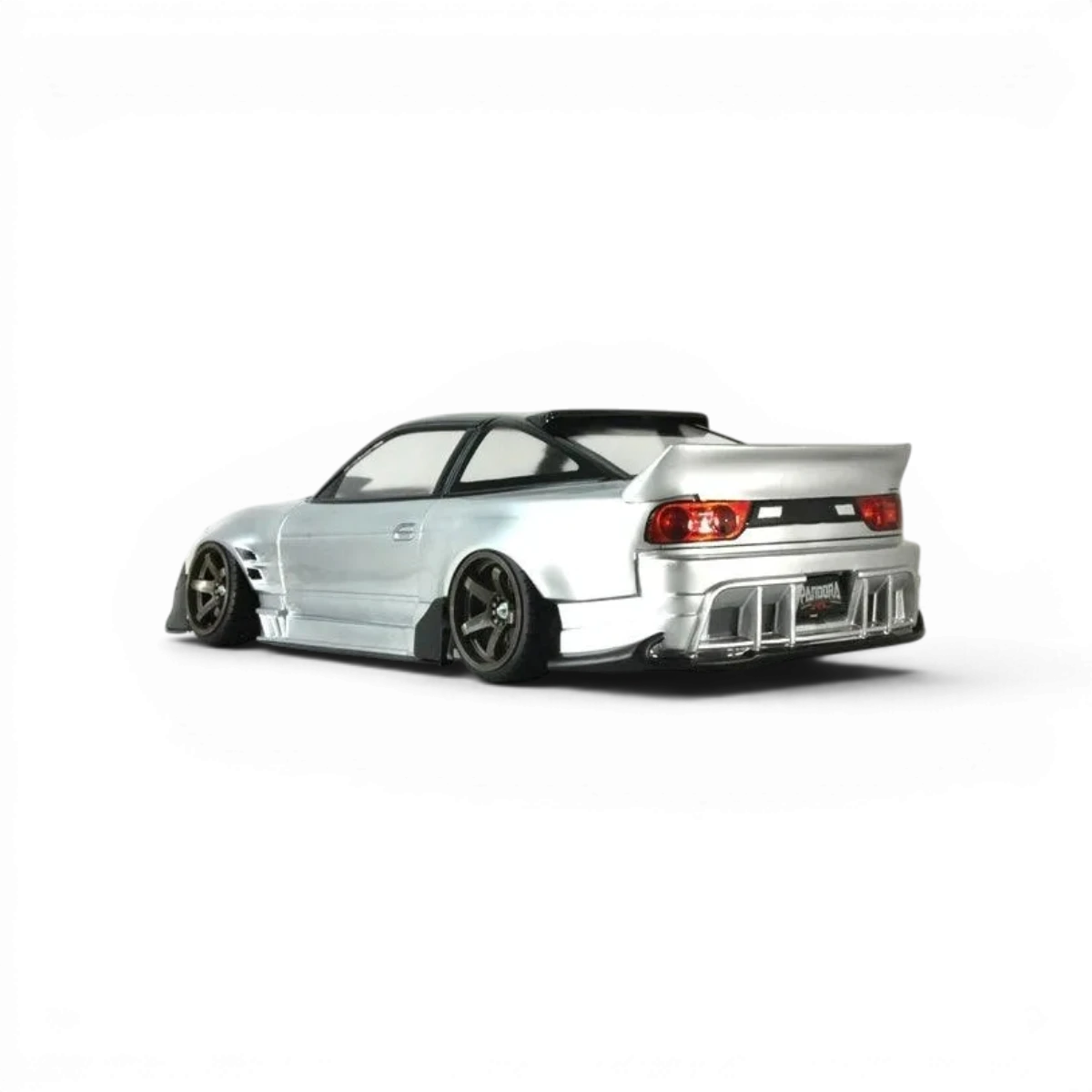 Voiture radiocommandée Nissan 180SX Fujin ORIGIN Labo de la marque Pandora RC, carrosserie pour drift, vue de face.