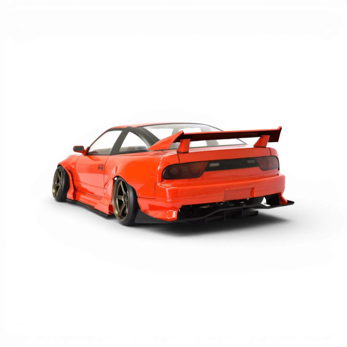 Carrosserie Nissan 180SX Wisteria de Team Reve D, vue de côté avec détails de la peinture violette et design de drift.