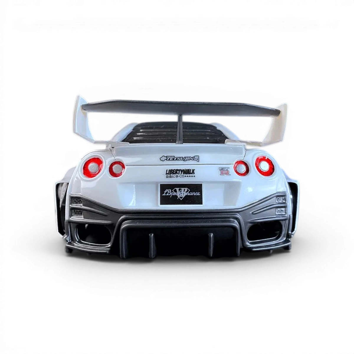 Silhouette de voiture Nissan GTR Tetsujin LW, carrosserie de modélisation, vue latérale avec détails de design.