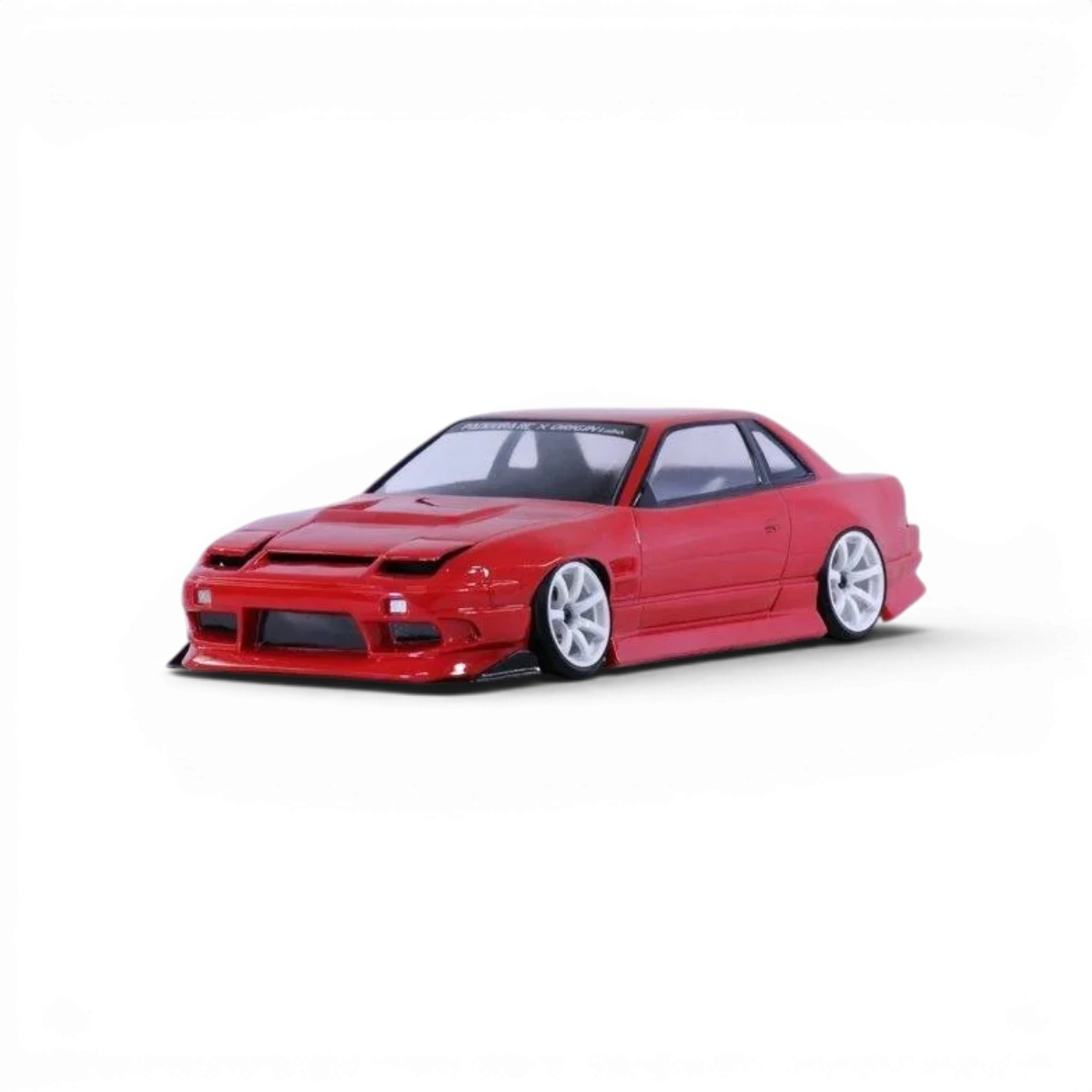 Carrosserie Nissan One-via 240SX Pandora RC ORIGIN Labo, modèle réduit de voiture de drift, vue de face.