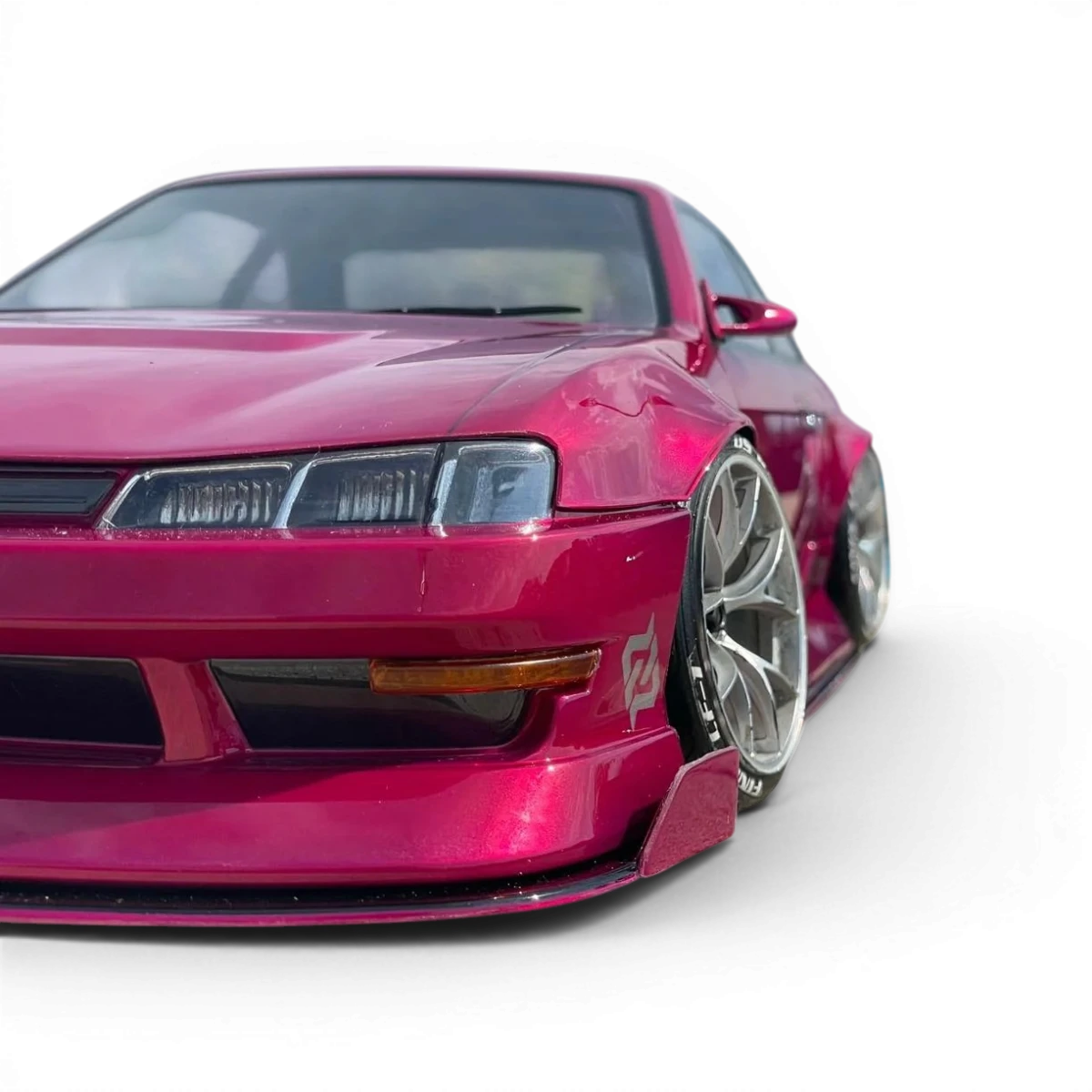 Carrosserie Nissan S14 par Addiction RC Design, design détaillé pour voiture RC, finition précise et look réaliste.