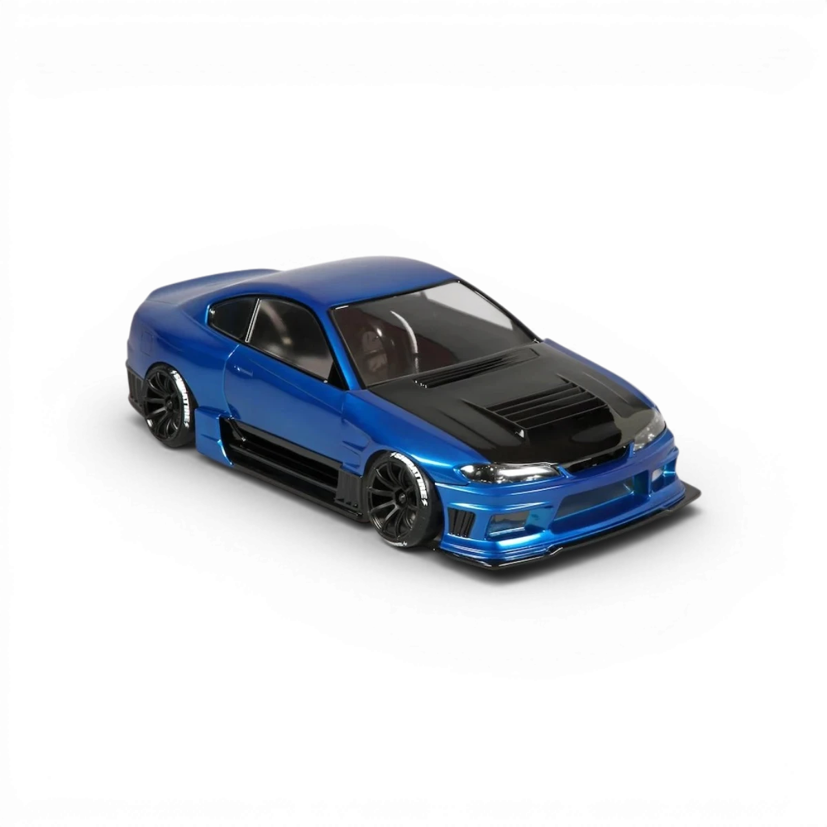 Carrosserie Nissan S15 Silvia D-MAX SHIBATA avec détails de drift, vue de côté montrant la carrosserie sportive.