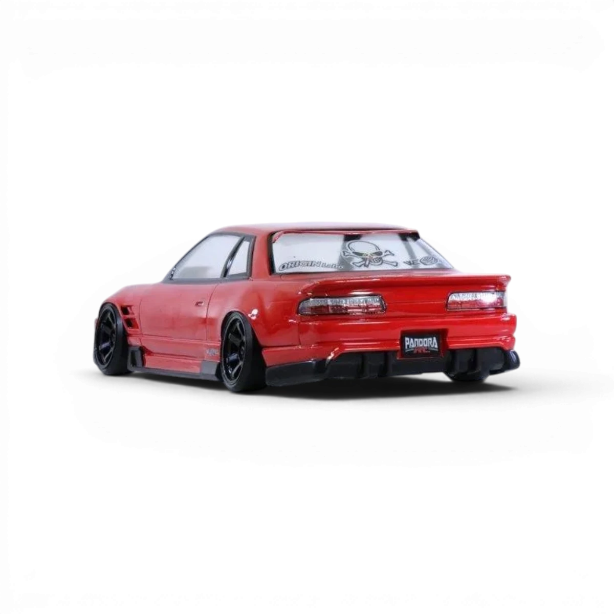 Carrosserie Nissan Silvia S13 Pandora RC ORIGIN Labo, modèle réduit pour drift, vue en détail avec peinture et accessoires.