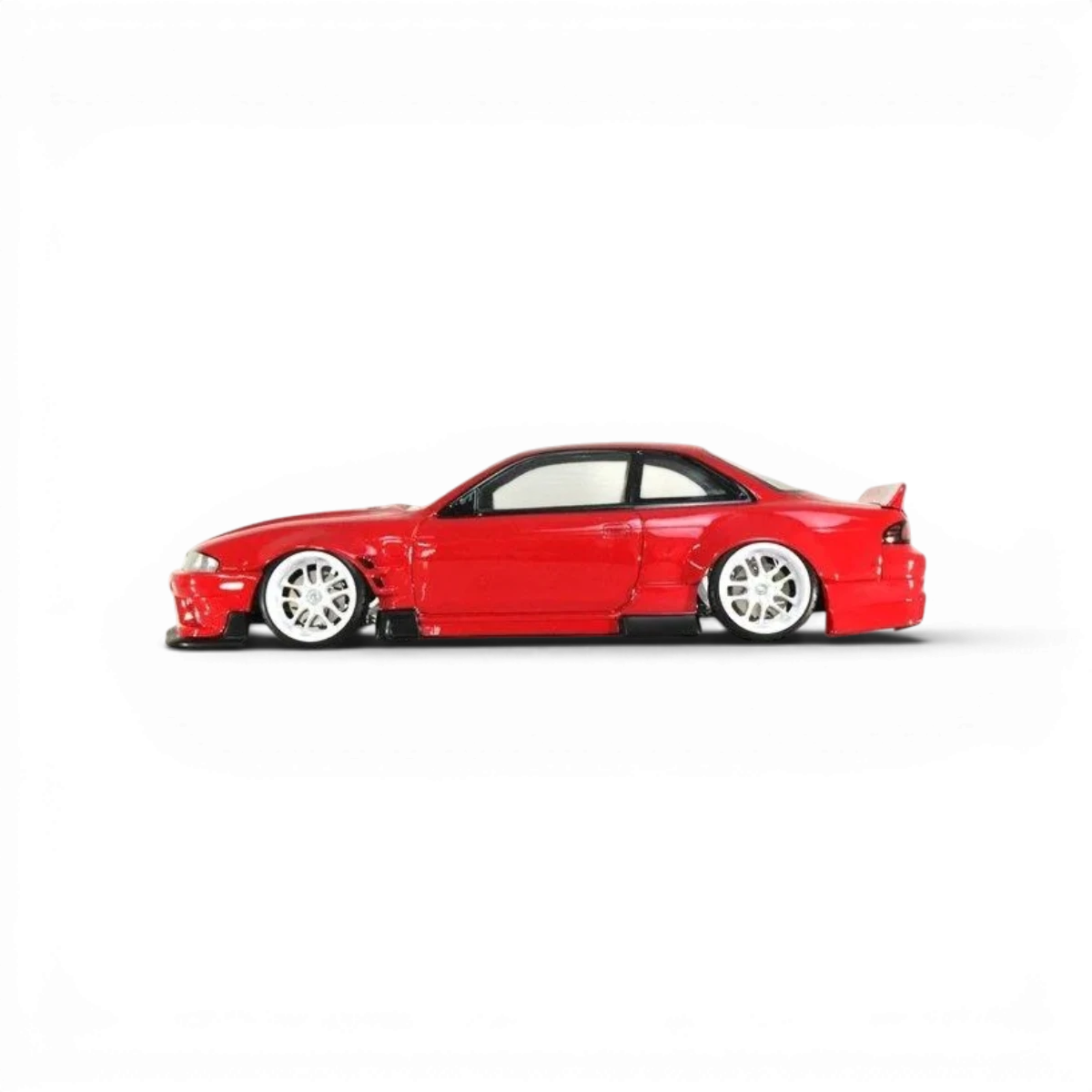 Carrosserie Nissan Silvia S14 early modèle, marque Pandora RC, détail visuel de la carrosserie pour voiture RC.