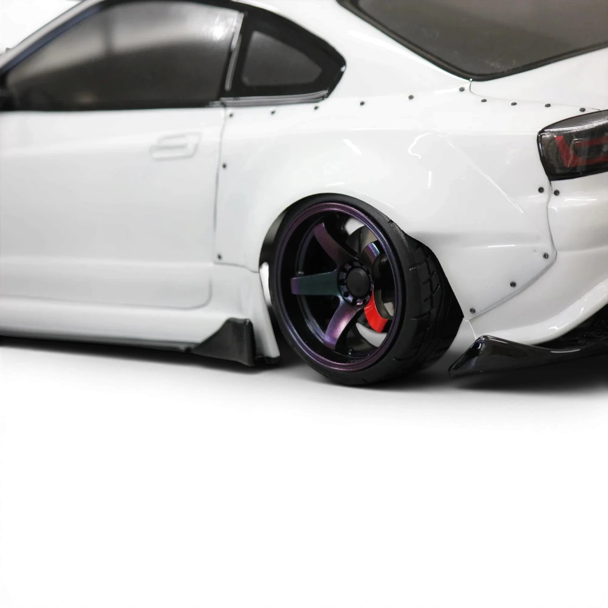 Modélisation de la carrosserie Nissan Silvia S15 BLS BN-Sports de Pandora RC, vue détaillée du produit.