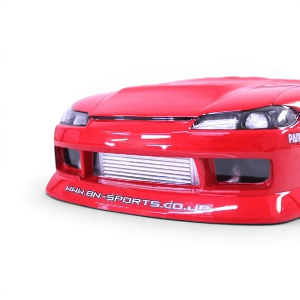 Carrosserie Nissan Silvia S15 BN Sports Pandora RC, détail de la carrosserie de voiture miniature, finition précise et design sportif.