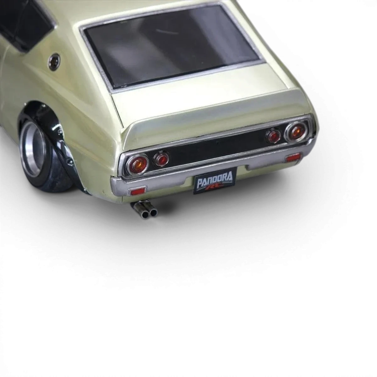 Modèle de voiture Nissan Skyline 2000GT-R KPGC110 personnalisé, carrosserie Pandora RC pour voitures télécommandées.