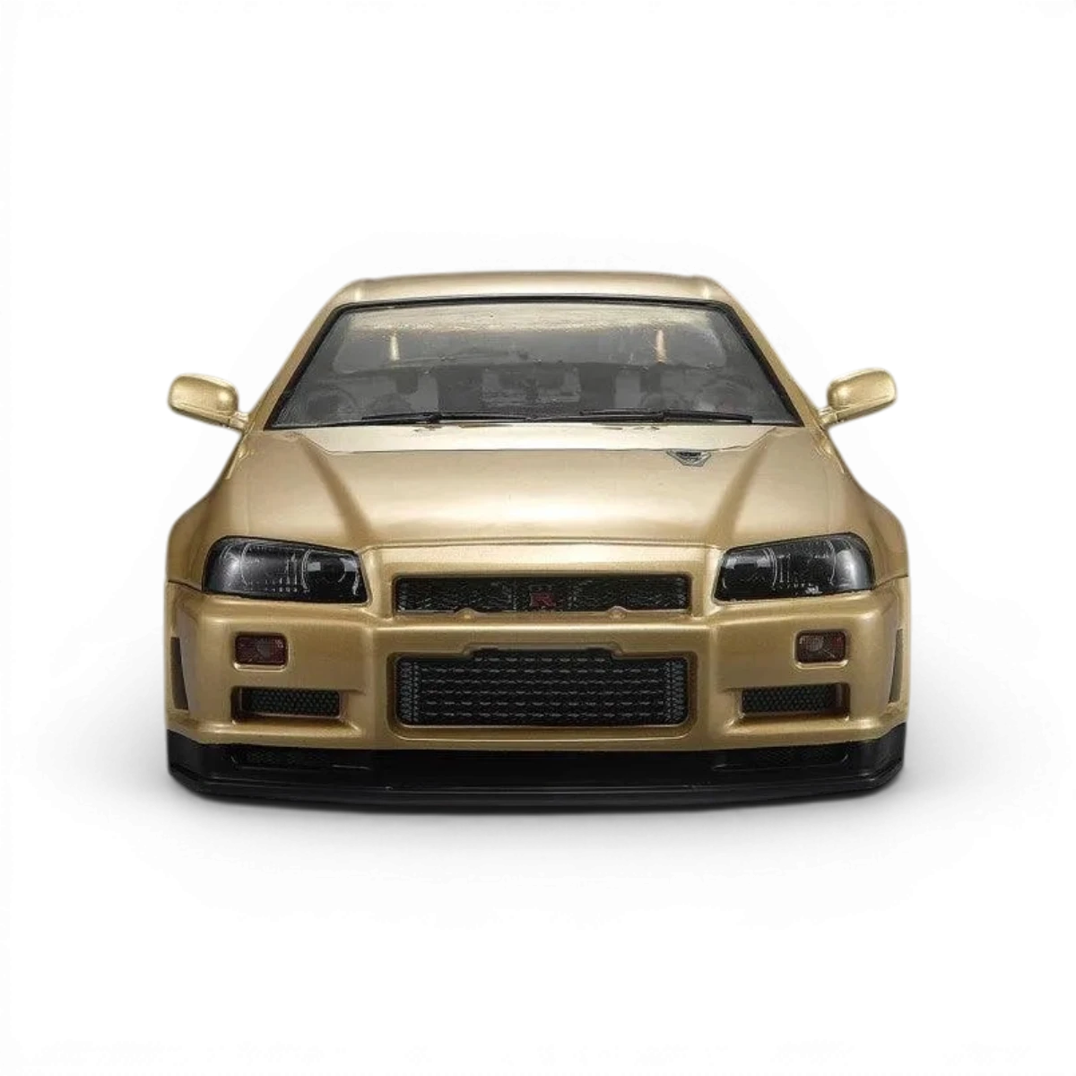 Carrosserie Nissan Skyline R34 GTR Killer Body, détail de la carrosserie de voiture de sport rouge avec finitions précises.