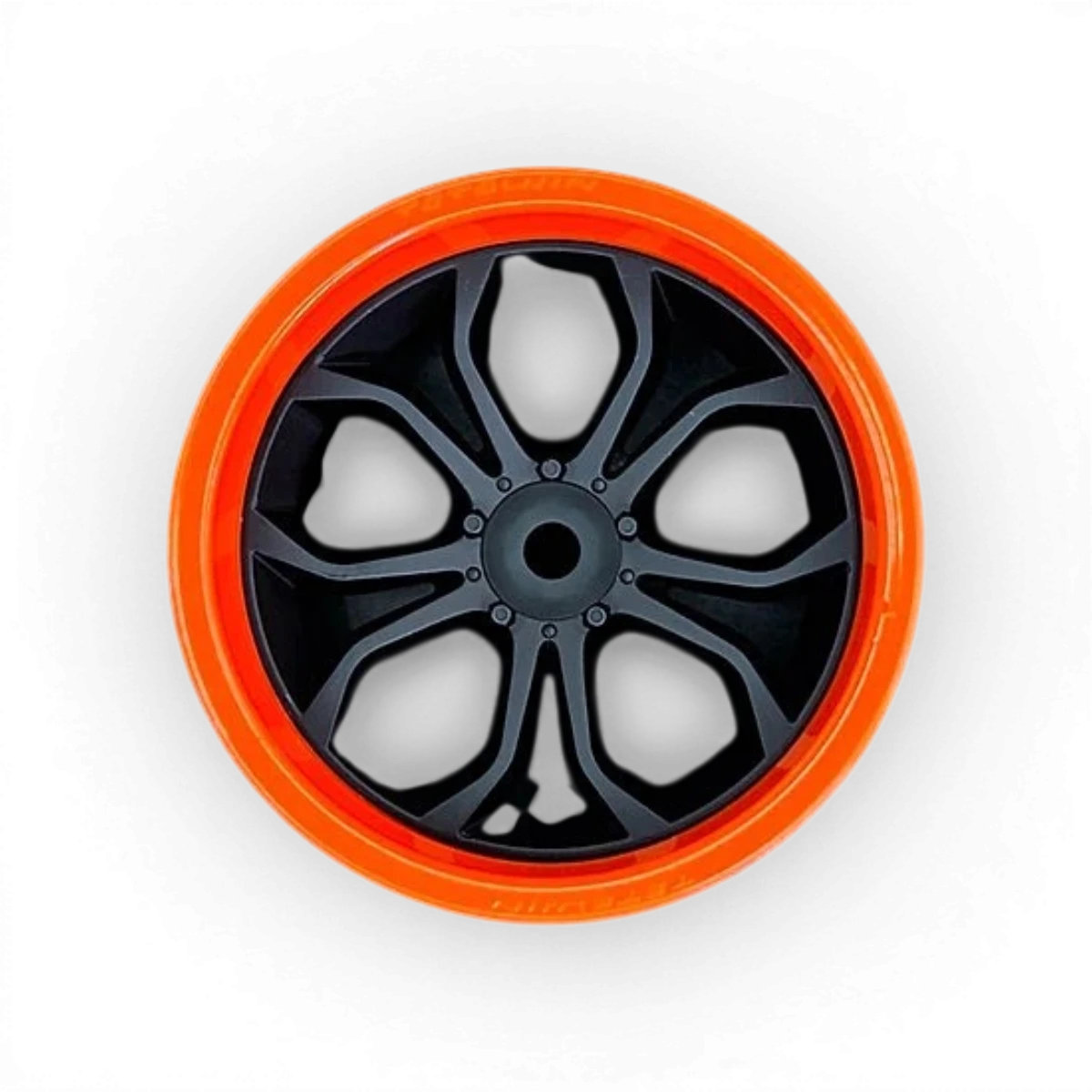 Deux roues Tetsujin avec cercles orange brillant et centres noirs mats, conçues pour une finition élégante et moderne.