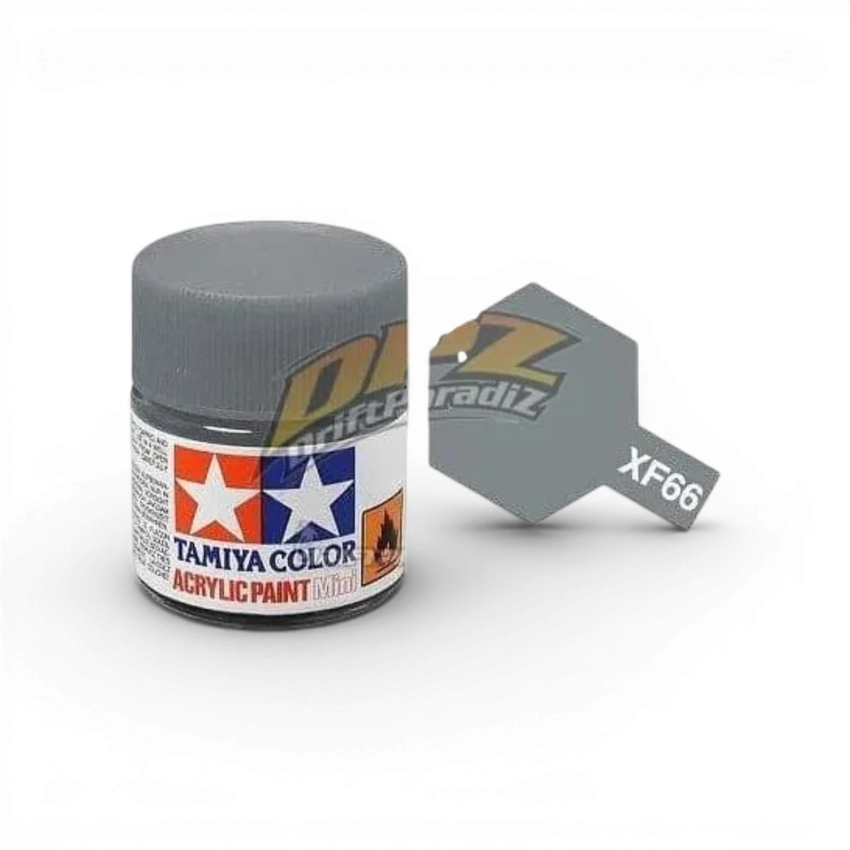 Peinture Tamiya Gris Clair Mat XF66 pour modélisme, flacon de peinture en spray avec étiquette visible.