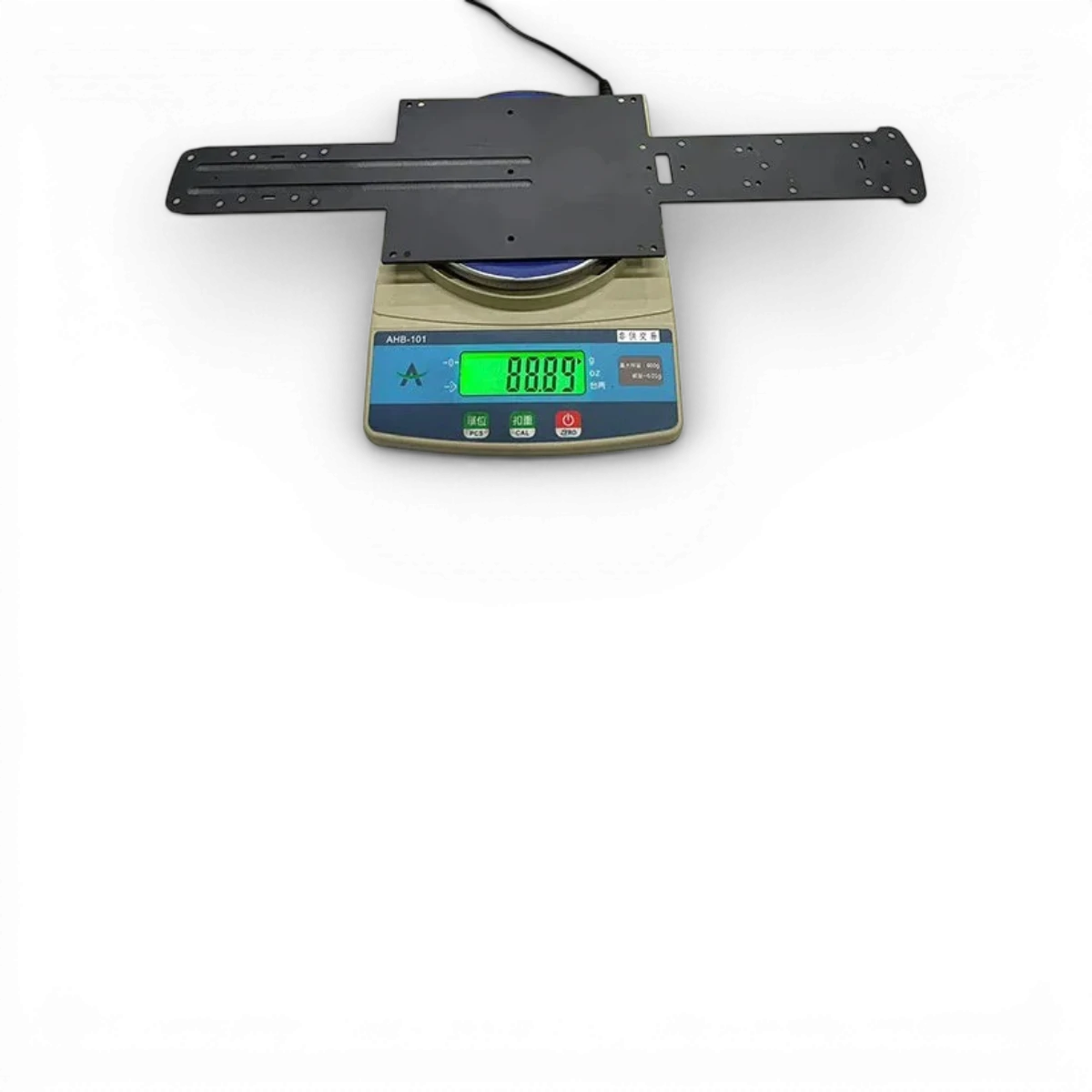 Platine inférieure en carbone pour FRX, pièce détachée de Max Speed Technology, visible avec détails en fibre de carbone.