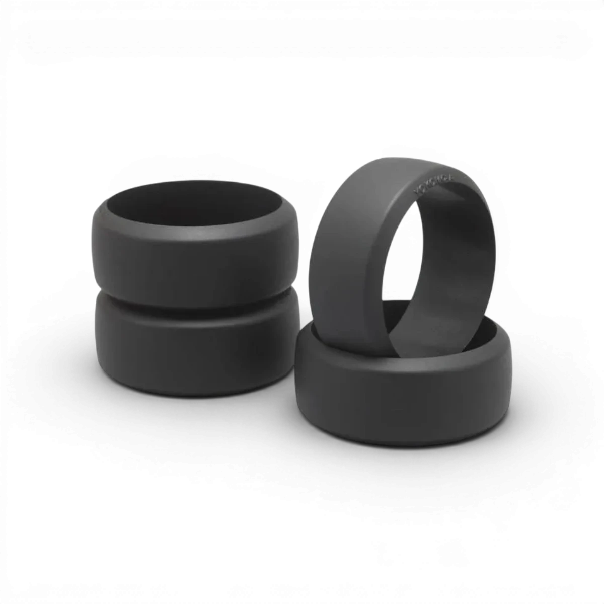 Roues en pneus asphalte Team Yokomo ZR Draa, adaptées pour voitures RC, avec profil lisse et adhérent, sur fond neutre.